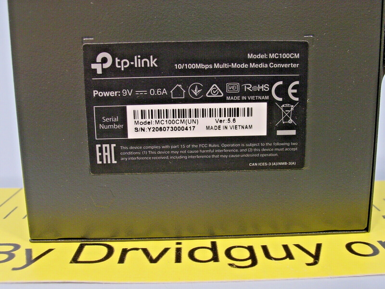 *TP-Link MC100CM(UN) Multi-Mode Media Converter 10/100Mbps; MC100CM