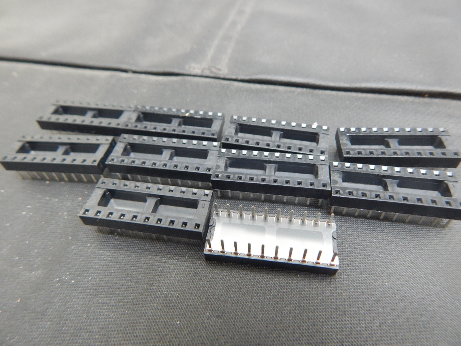 TEXAS INSTRUMENTS TI C8420-02S 20 PIN DIP SOCKET – LOT OF 10 SOCKETS – FAST SHIP