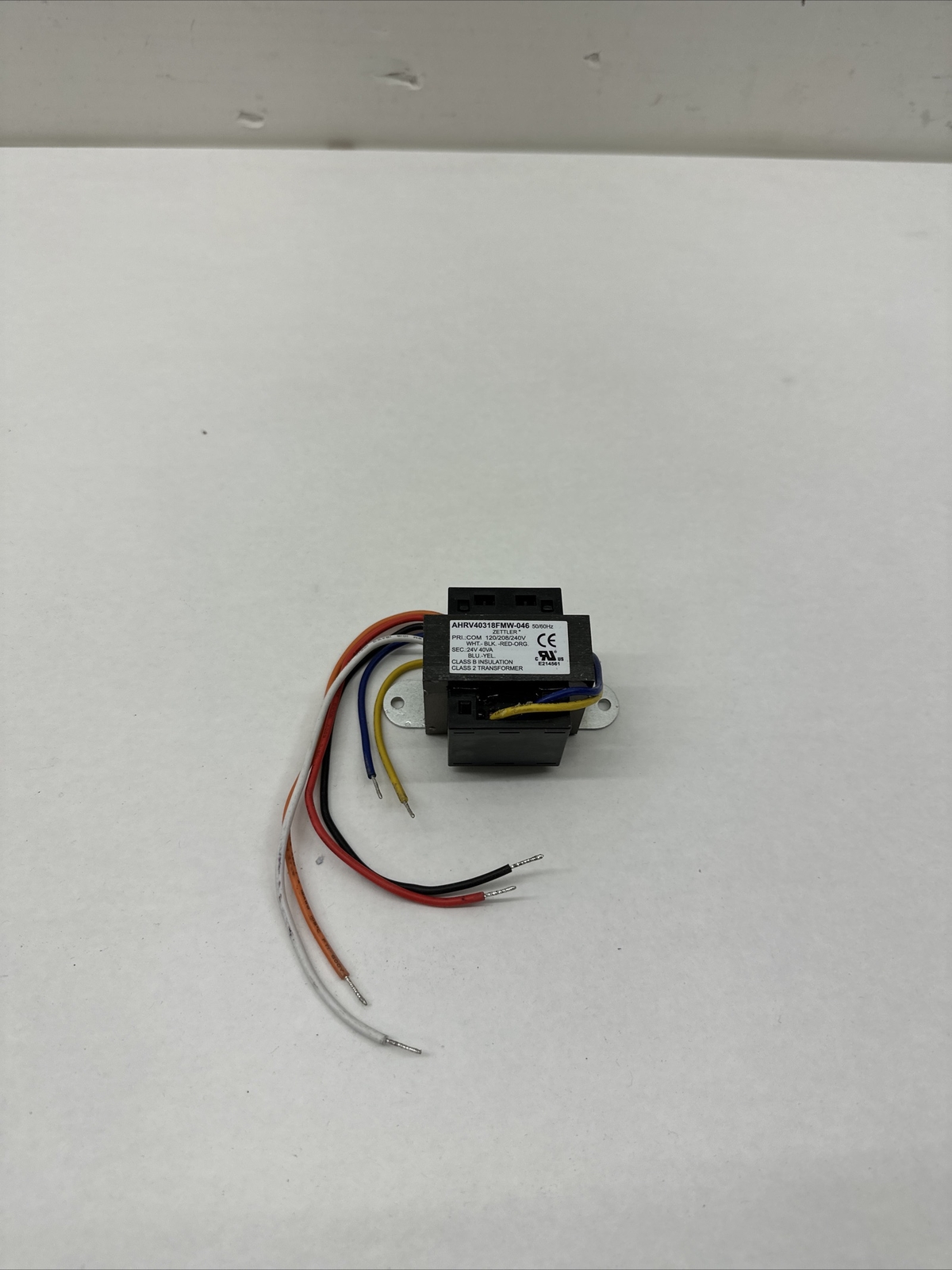 ZETTLER AHRV40318FMW-046 CLASS 2 TRANSFORMER 208/240V 50/60HZ New, Open Box