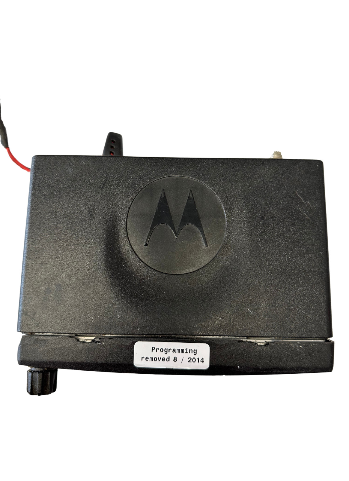 Motorola Radius CM300 438-470 MHz UHF 40 W Two Way Radio AAM50RPF9AA1AN – Crack