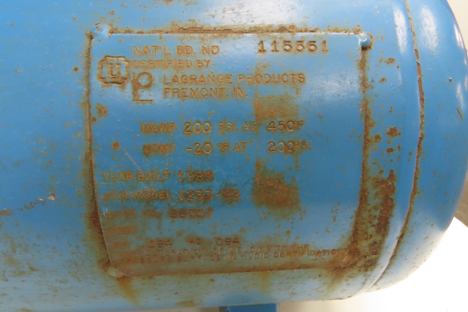 Dayton 1Z984B Compressed Air Receiver Tank 15 Gal 200 PSI Horizontal