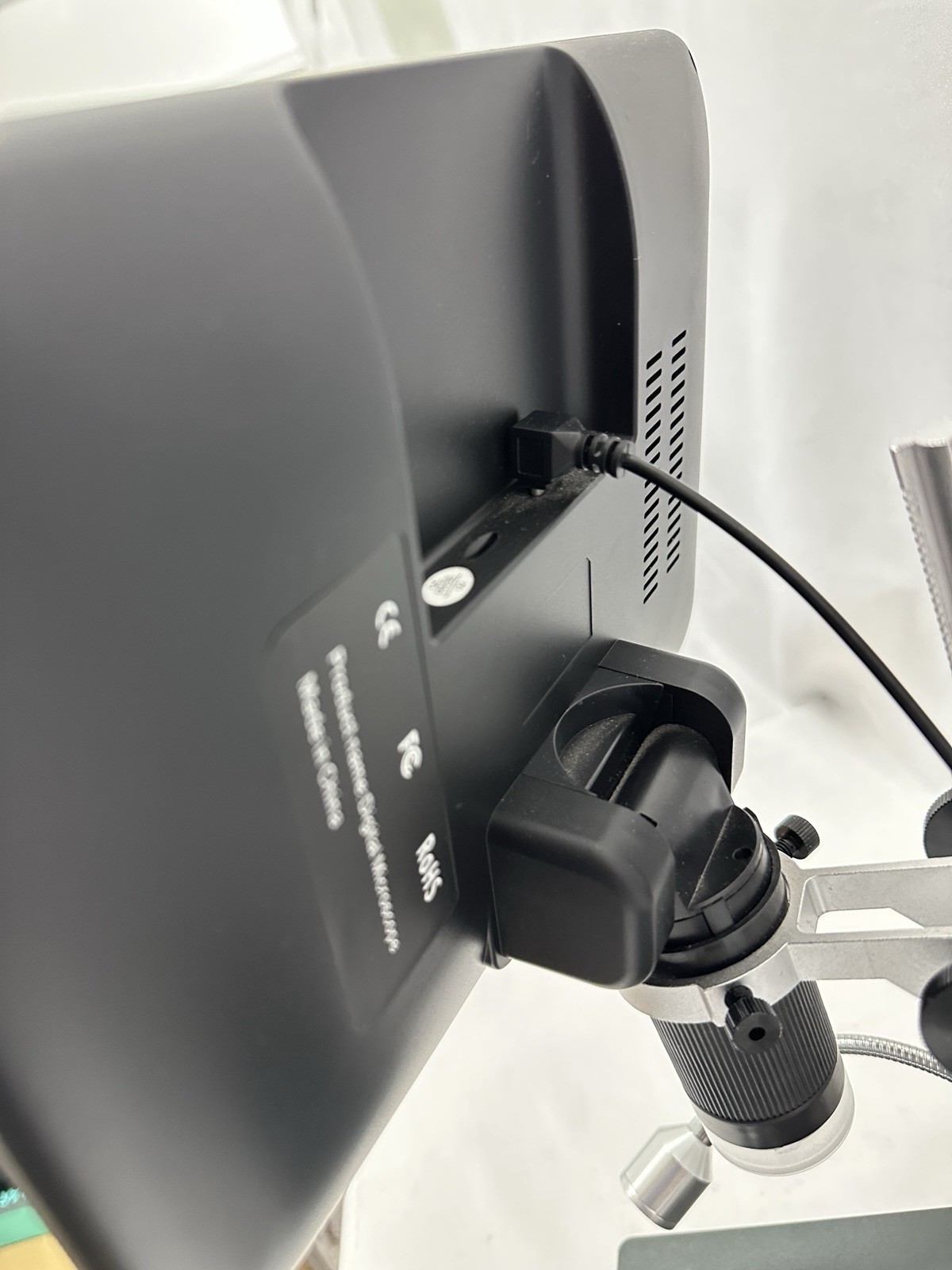 Andonstar 10.1 Inch LCD Digital Microscope – New No Box