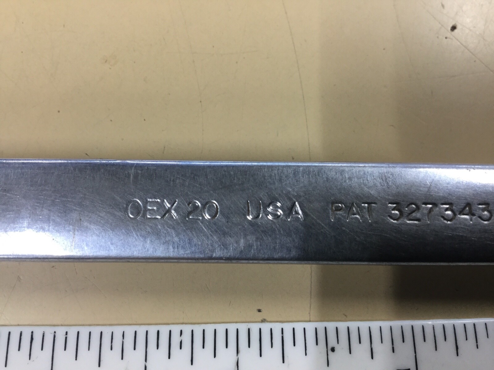 Snap On 5/8ths Standard Length 12pt SAE Combination Wrench OEX20