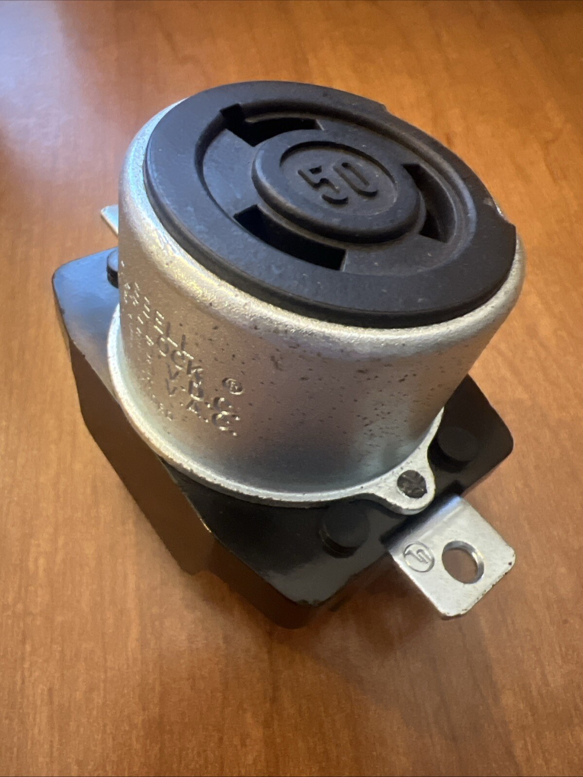 🔥HUBBELL Twist-Lock 50A 250VDC 600VAC Receptacle, New, Free Ship🇺🇸