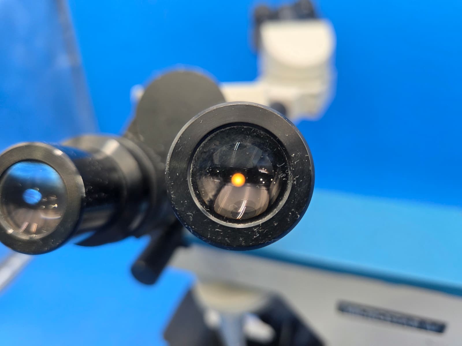 Reichert Microstar IV 410 Dual Head Microscope W/ 4x, 10x, 40x, 100x/1.25