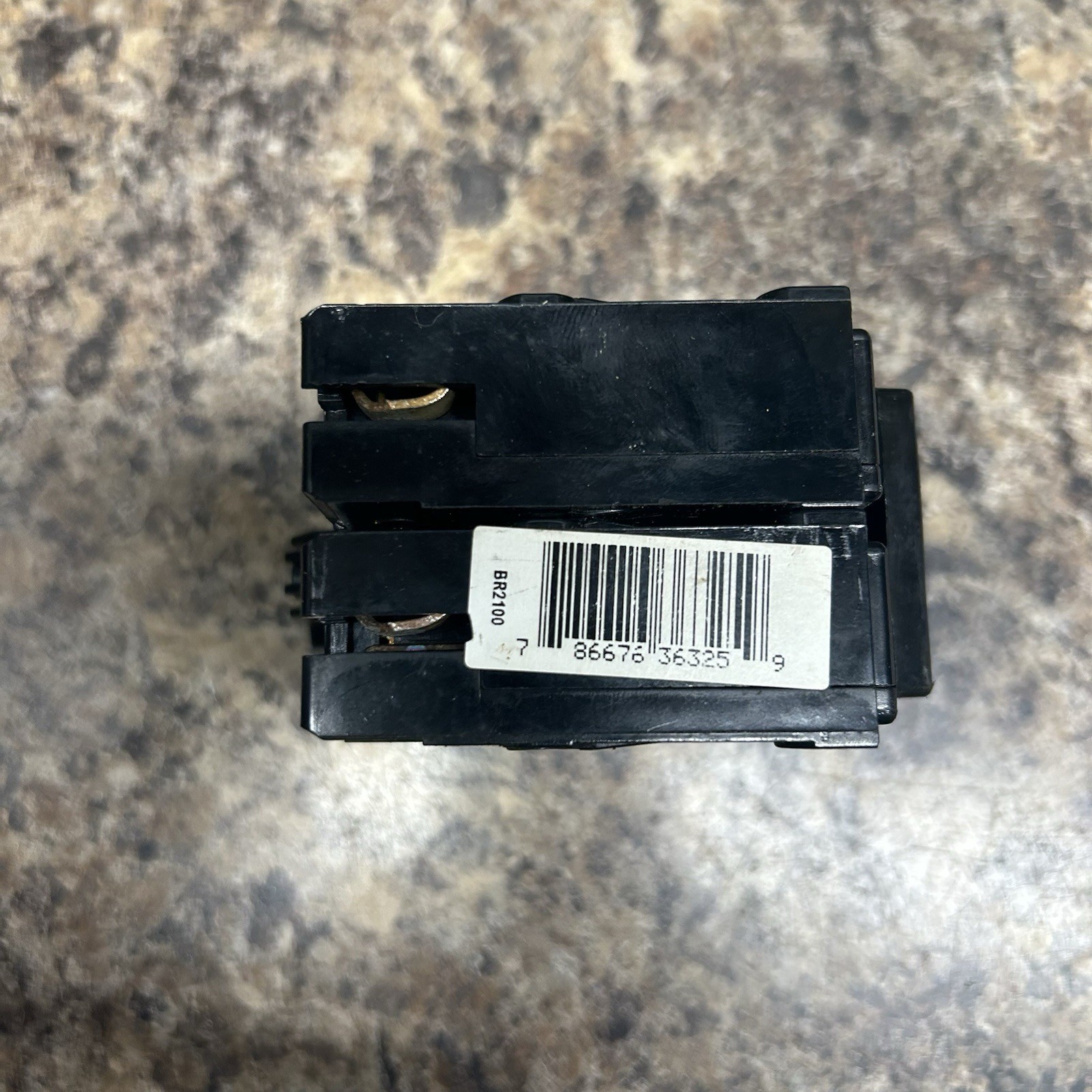 100A 2-pole Eaton Cutler Hammer type BR2100 Circuit Breaker 120/240V Common Trip