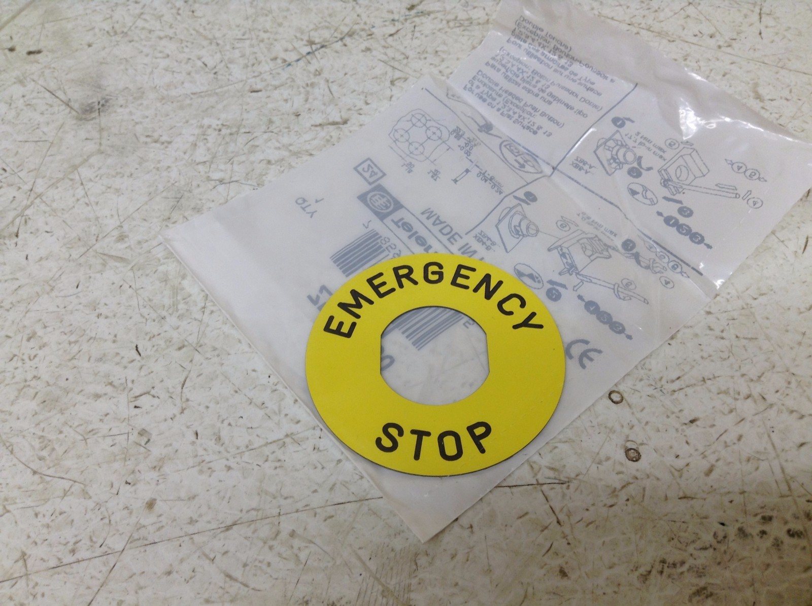 Telemecanique ZBY9330 Emergency Stop Legend Plate New (TSC)