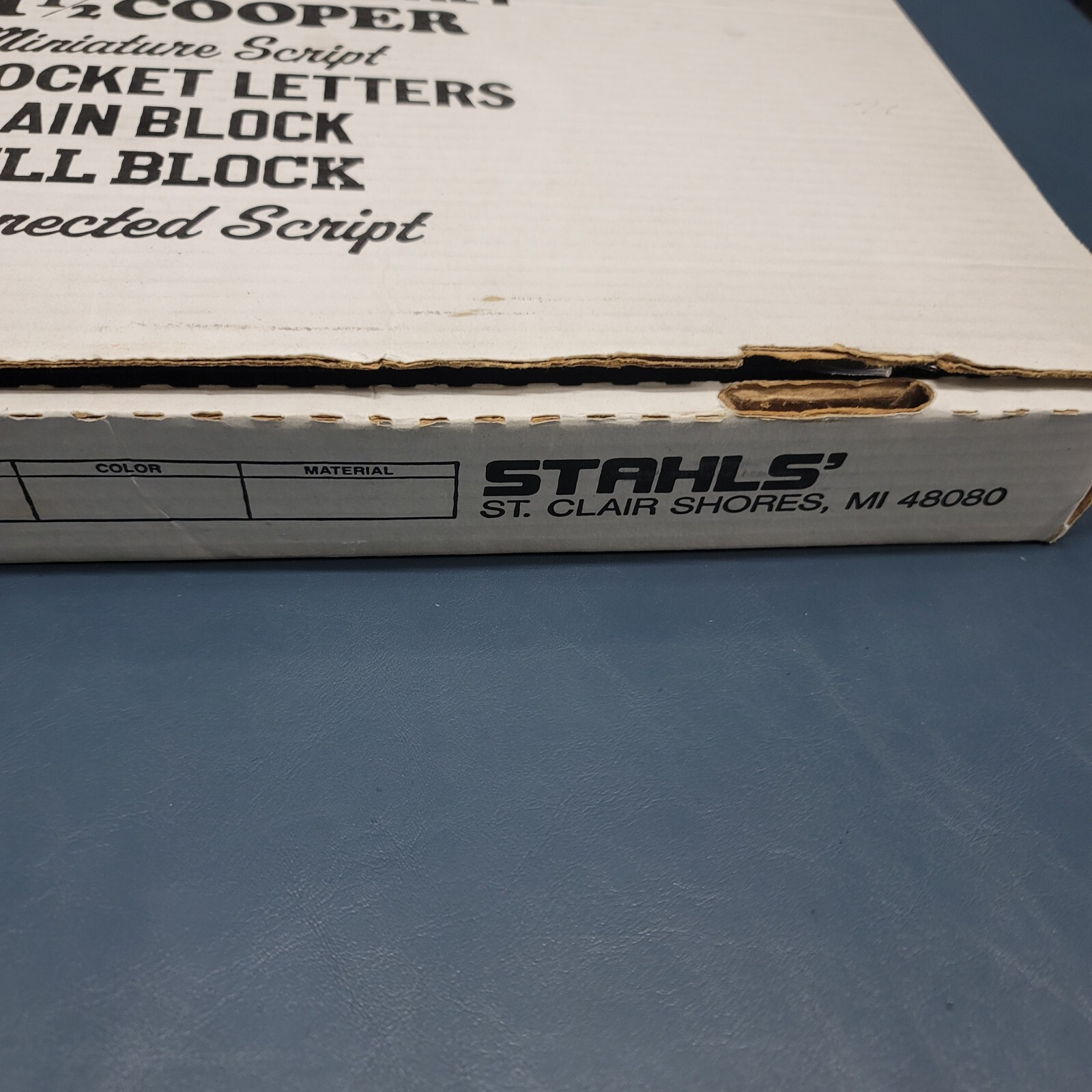 Stahls Vintage Heat Press Varsity Vinyl Letters 2″ Mixed Lot – Various Colors