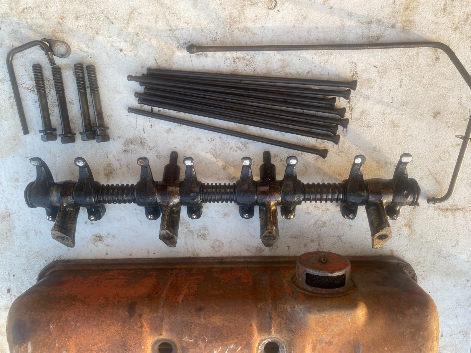 Ford Tractor 600-800 Engine Rocker Arm Assembly W/Push Rods & Cover -Oil Lines