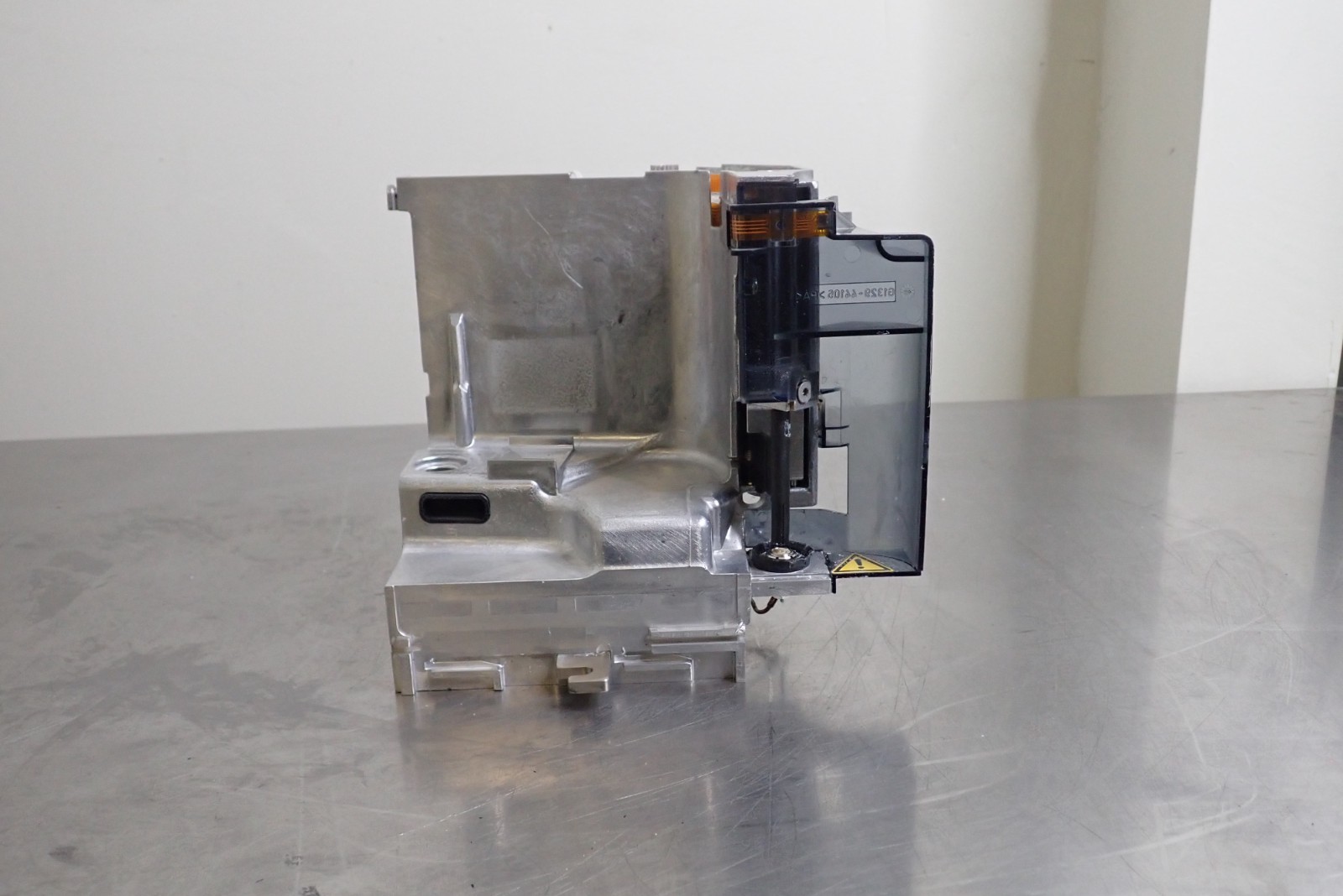 Agilent Technologies G1329-60008 HPLC Sampling Unit G1329A and G1329B