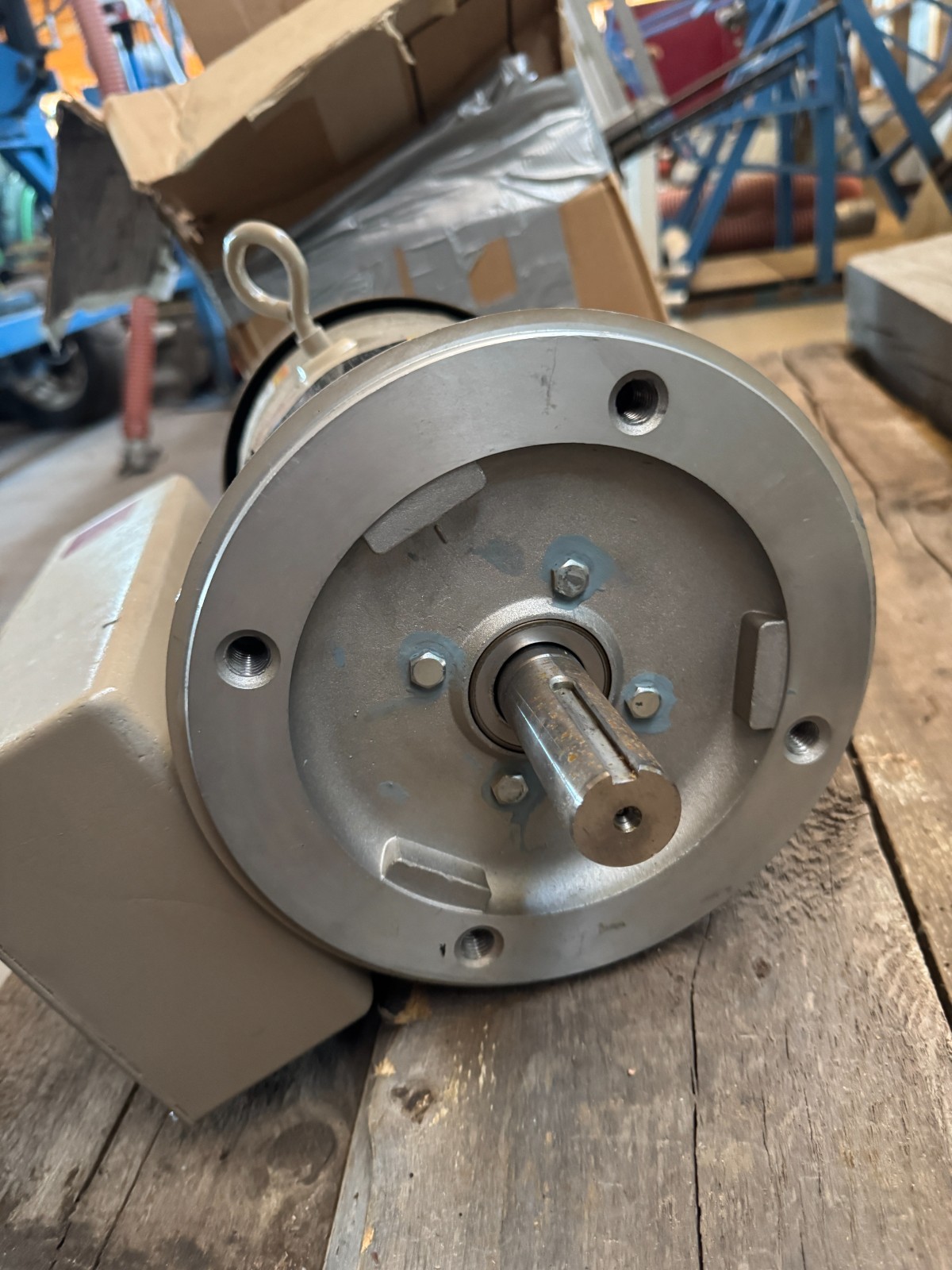 Baldor Reliance Farm Duty Motor 5HP VFDL3612TM, Open Box, Never Used,