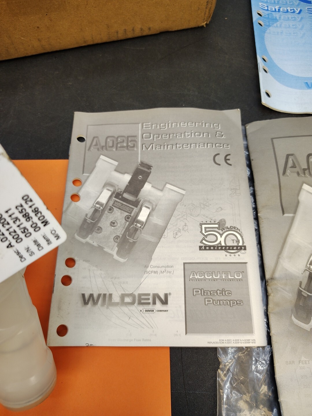Wilden 00-9852 Diaphragm Pump WITH AUTOMATIC SOLENOID VALVE 7019-9DB