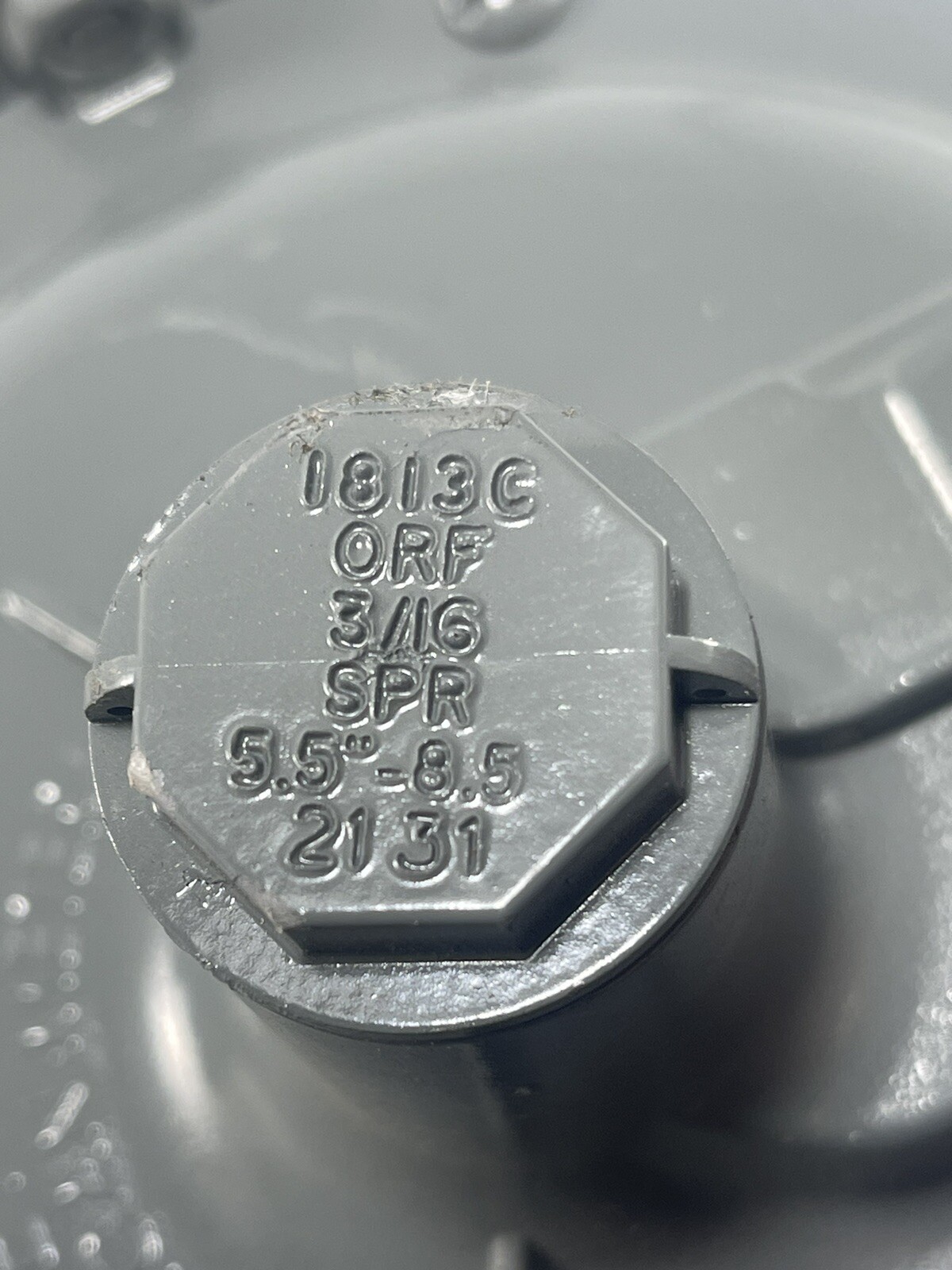 New American Meter 1813C 3/16” Orifice 1-1/4″-3/4″ NPT 5.5″-8.5″ W.C. Spring