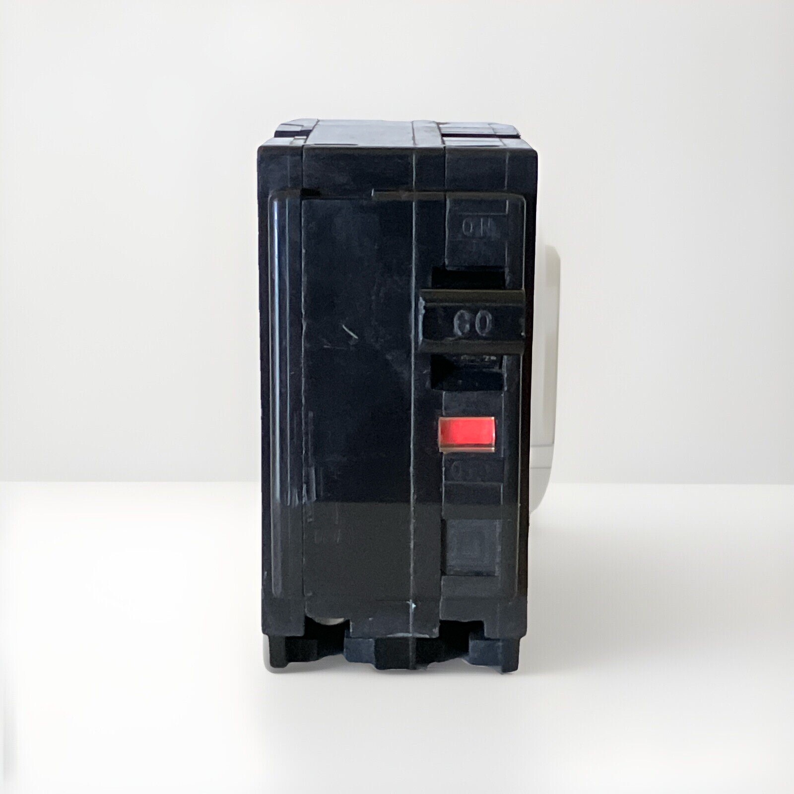 Square D Circuit Breaker QO 60A 2 pole Black Face QO260 Trip Flag Window