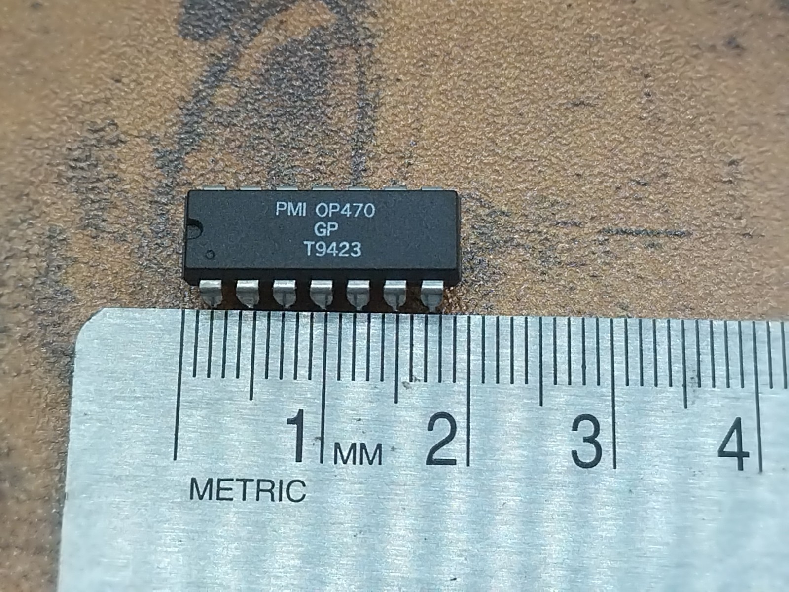 Lot of 2* PMI OP470 GP Very Low Noise Quad Monolithic Op Amp Dip-14 NOS