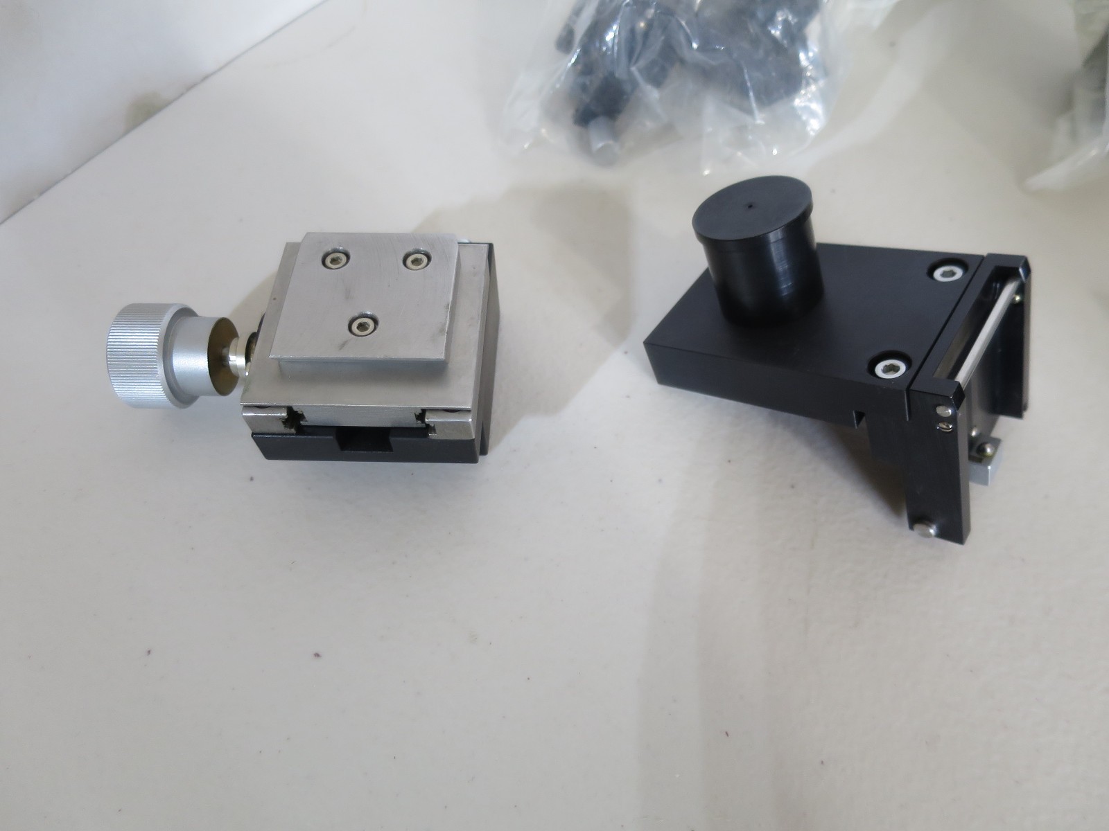 Olympus Microscope MicroPositioner, Illuminator, Reichert SW 135 AUSTRIA parts.