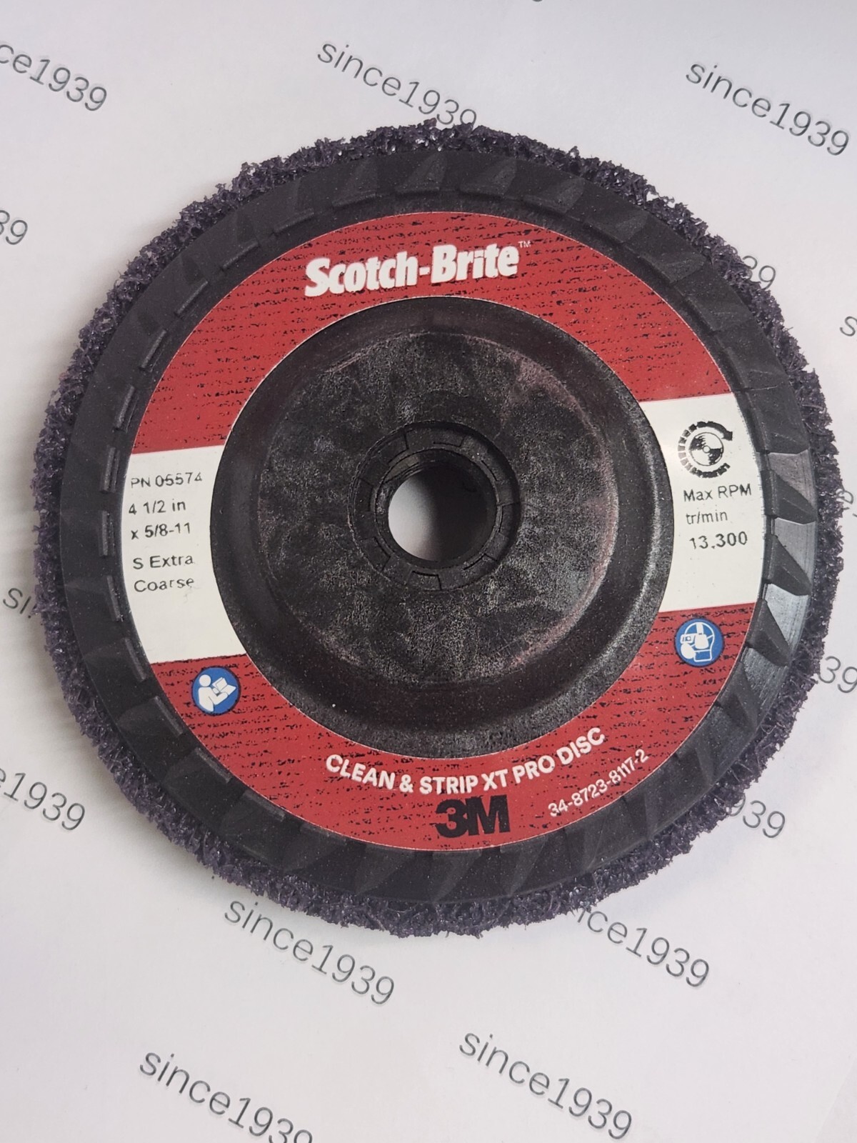 3M Scotch-Brite 29900 Clean and Strip XT Pro Disc, 13,300 RPM, 4-1/2″ x 5/8-11″