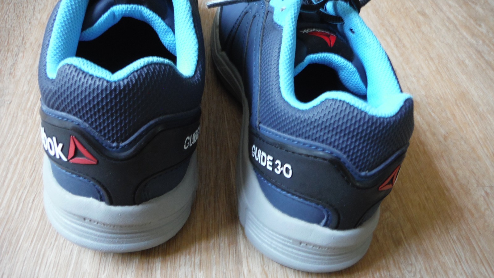 REEBOK Women’s 8W Guide Work RB354 Steel Toe Anti-Slip Sneakers/Shoes *Display