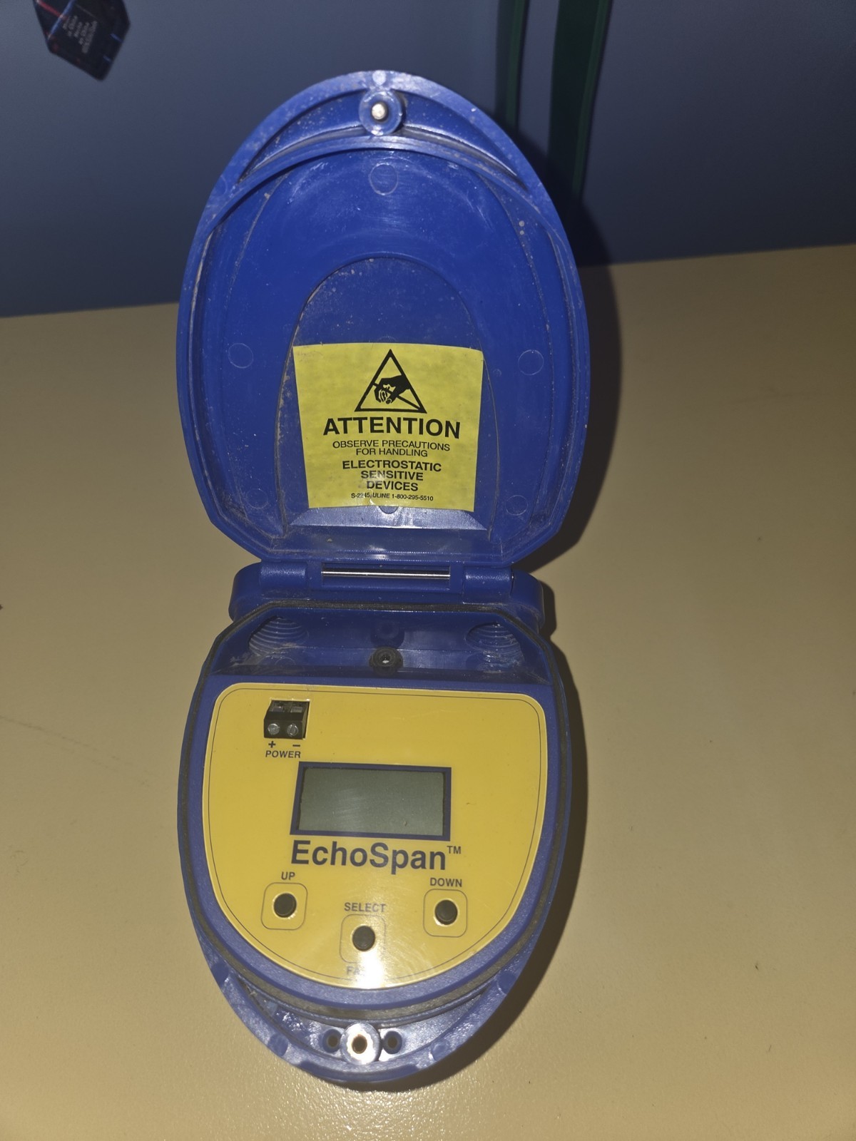 Flowline LU80-5101 Level Sensor 9.8ft/3m sensing range, 4-20 mA, 12-28 VDC