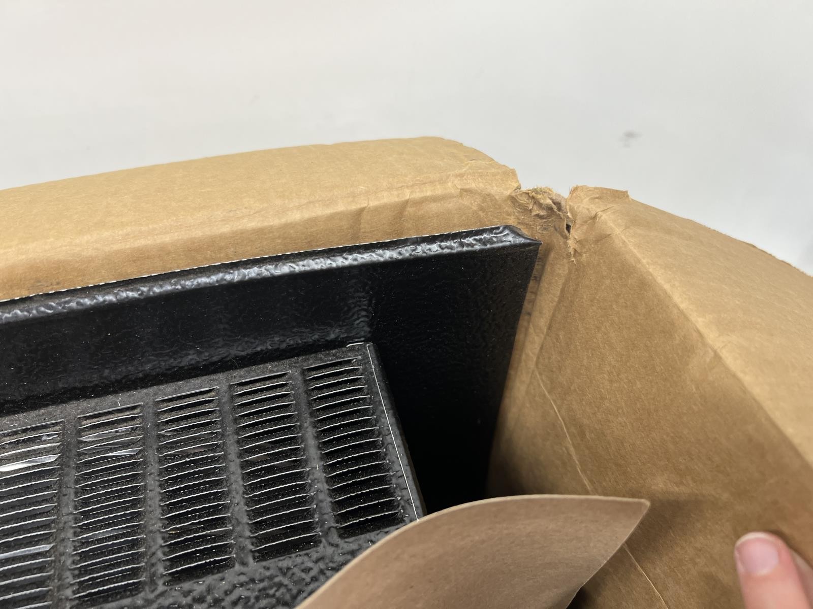 8PK Master Flow 60 sq. in. NFA Aluminum Slant Back Roof Louver Static Vent Black