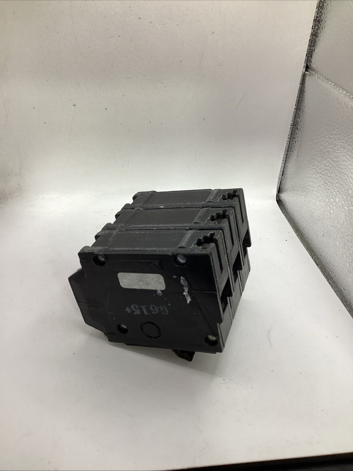 Used GE THQL32020 3 Pole 20 Amp 240VAC⚪️