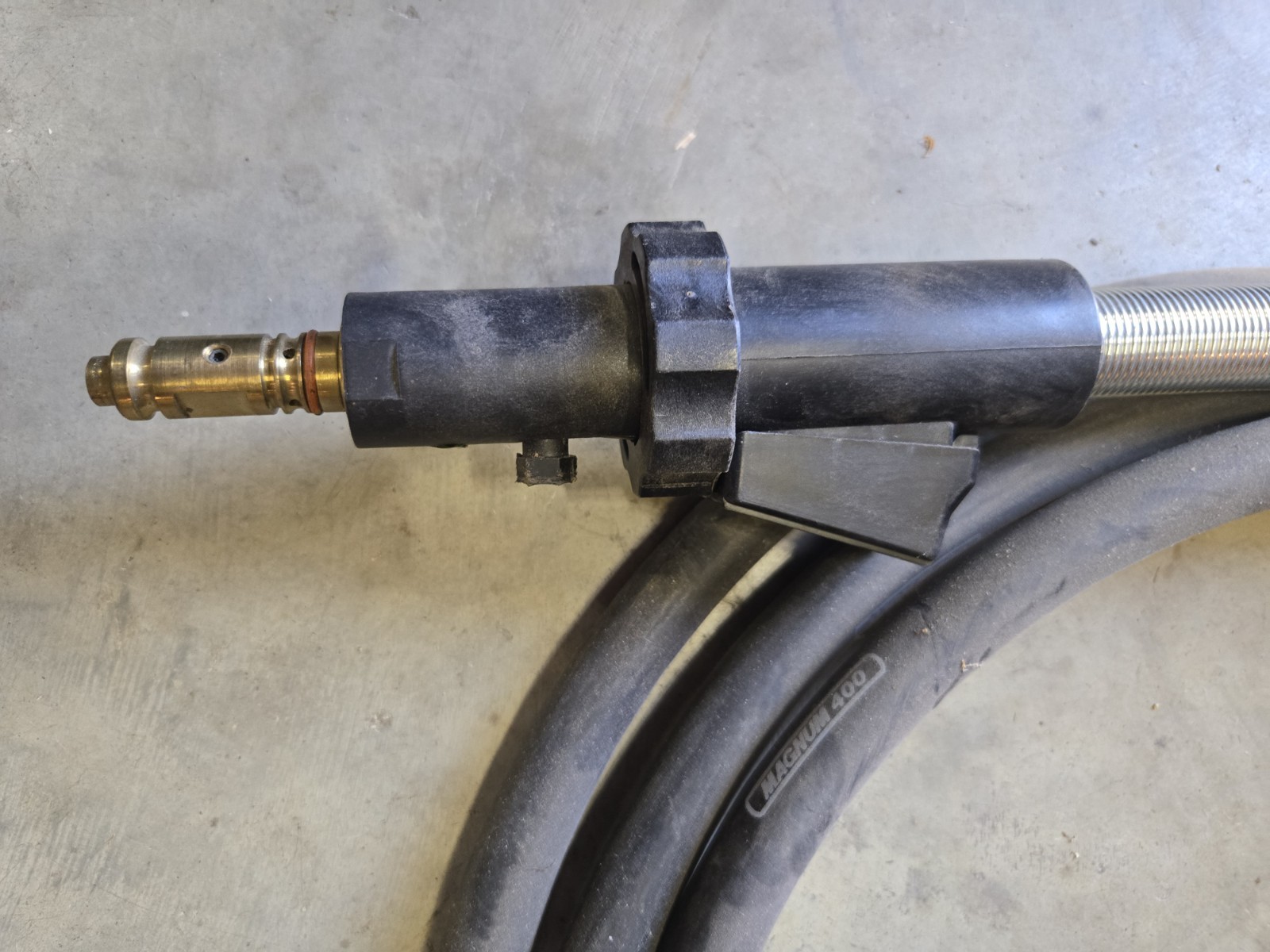 Lincoln Magnum 400 15′ Welding Gun IM381-D