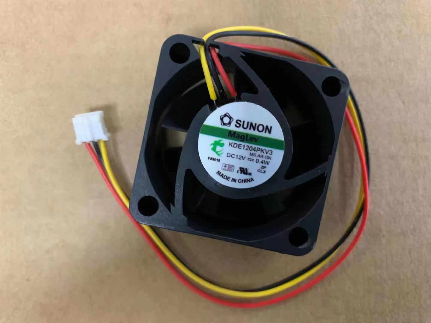 1pcs SUNON KDE1204PKV3 MS.AR.GN 4CM 12V 0.4W 4020 silent fan