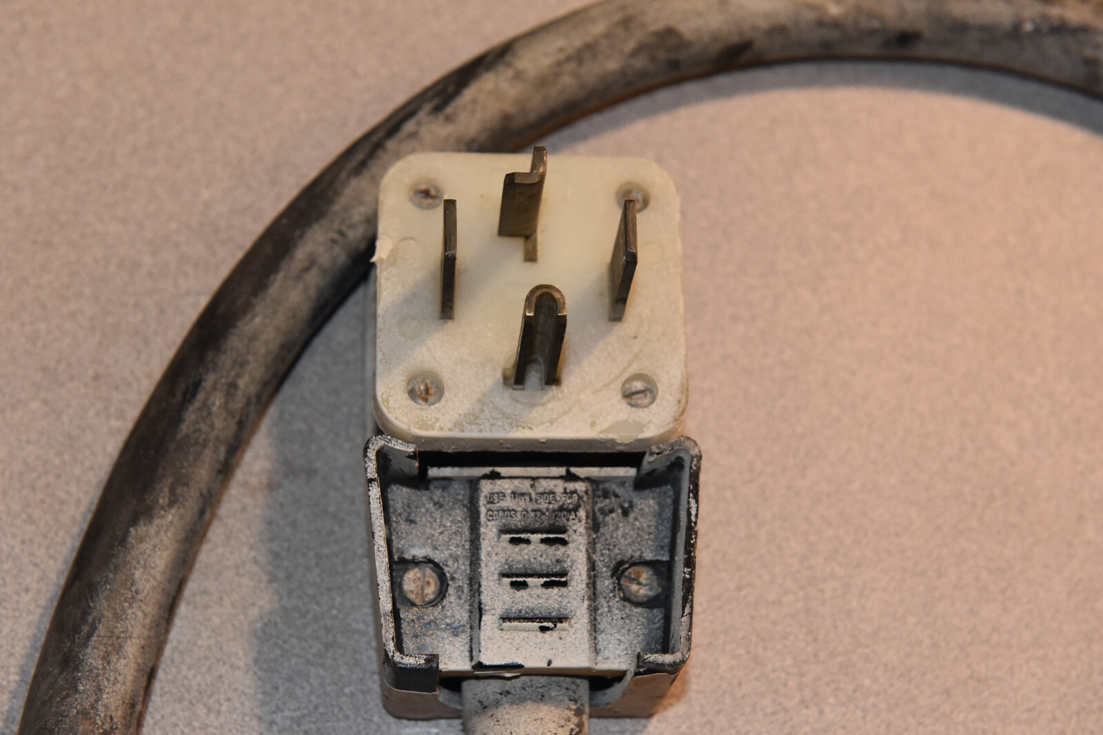 Condo Cord – 30A 125/250V Plug to 50A 125/250V twist lock connector 4′-6′ long