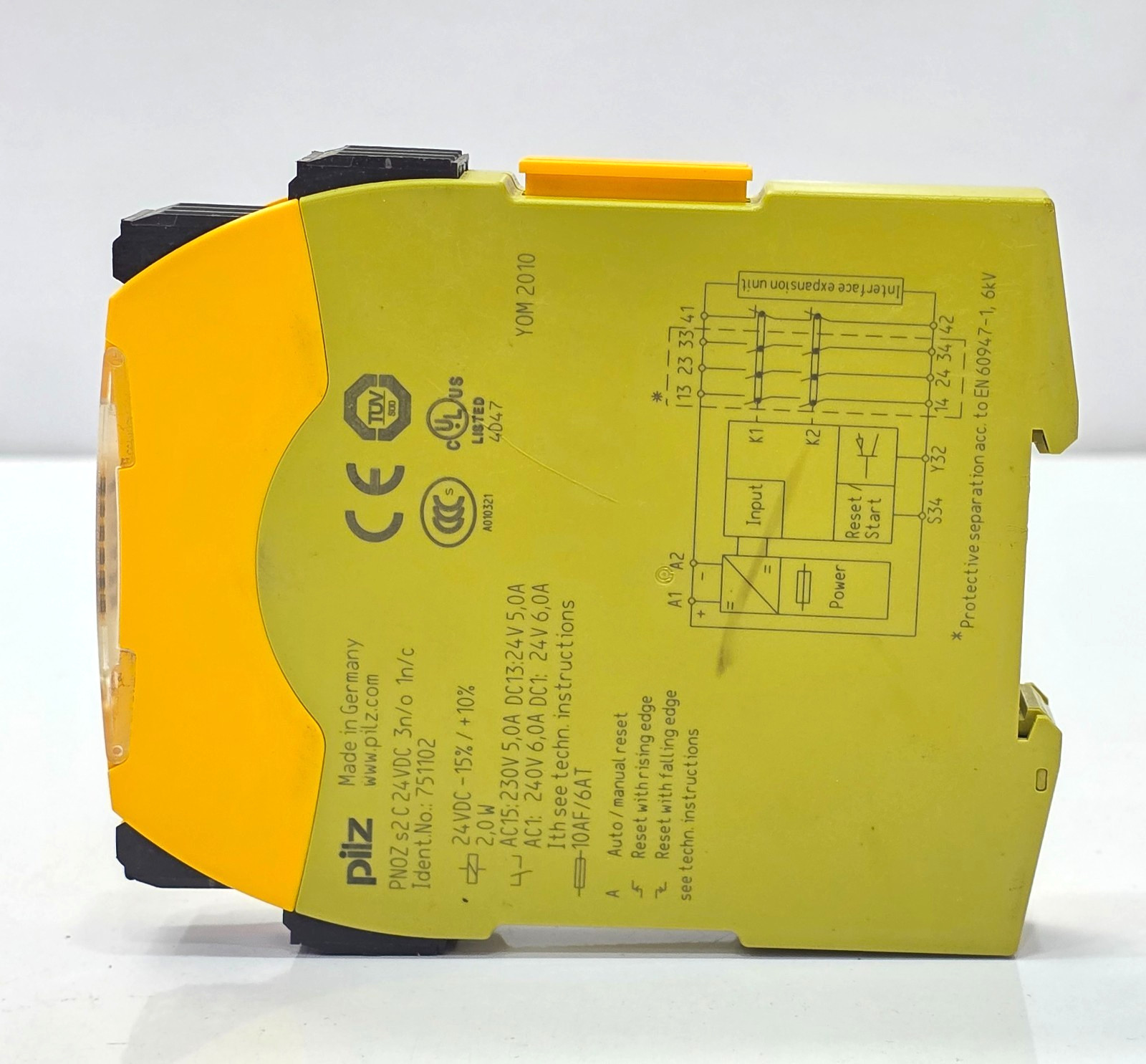 PILZ PNOZ S2 SAFETY RELAY 24VDC 3N/O, 1N/C 751102