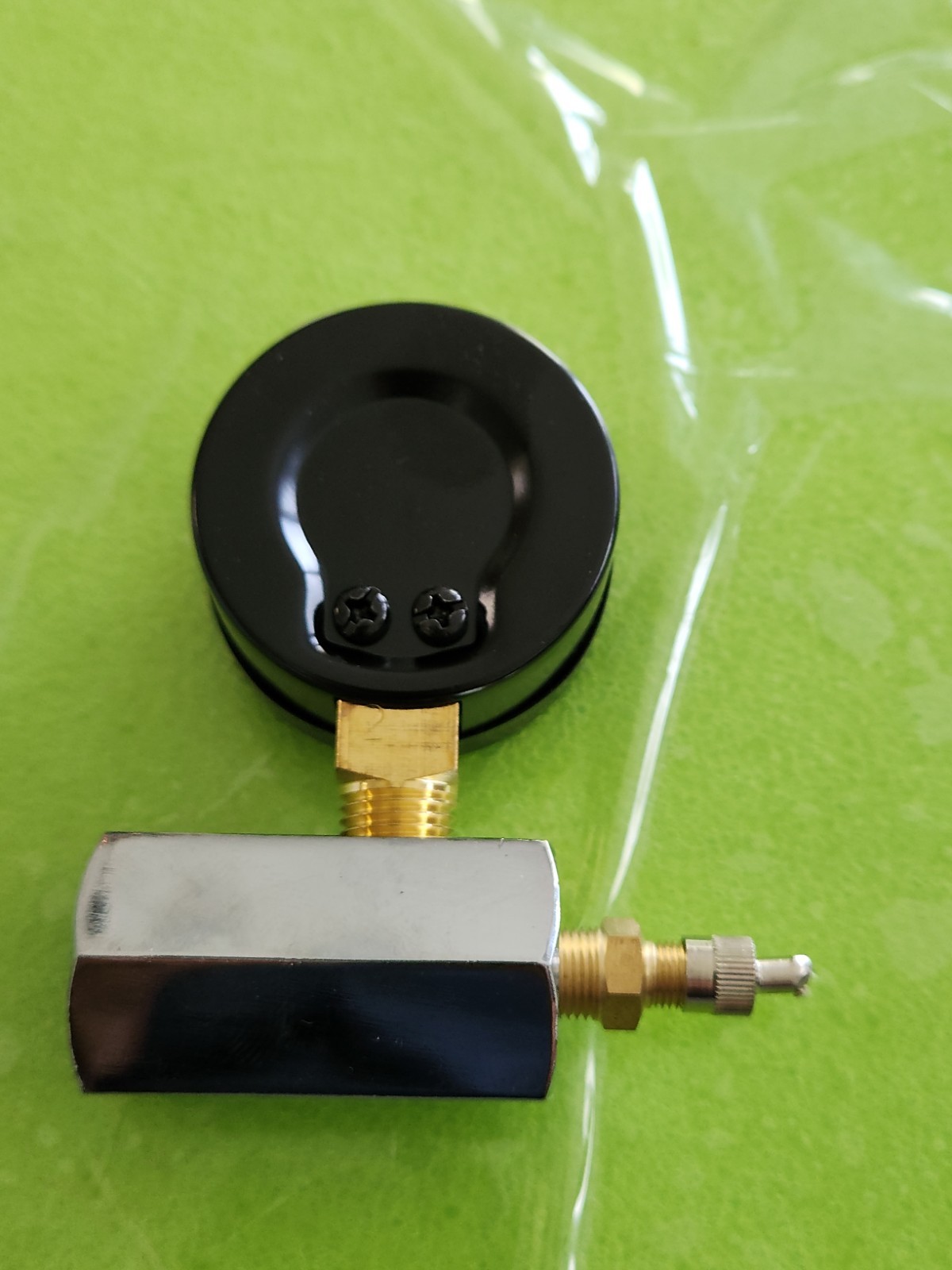 CARBO Instruments 2″ Gas Test Pressure Gauge 3/4″ FNPT 30PSI – PG-030