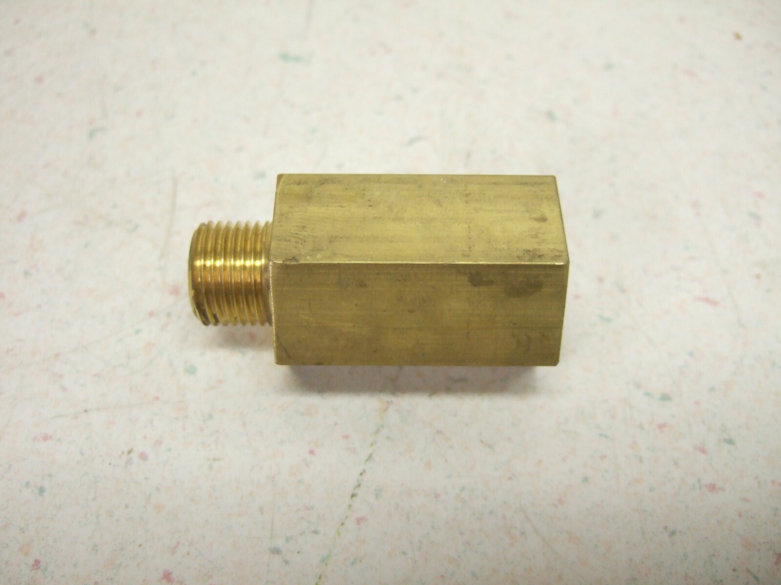 Solid Brass Pipe Fitting Adapter NPT 3/8″ Male x 1/2″ Female, Made in USA