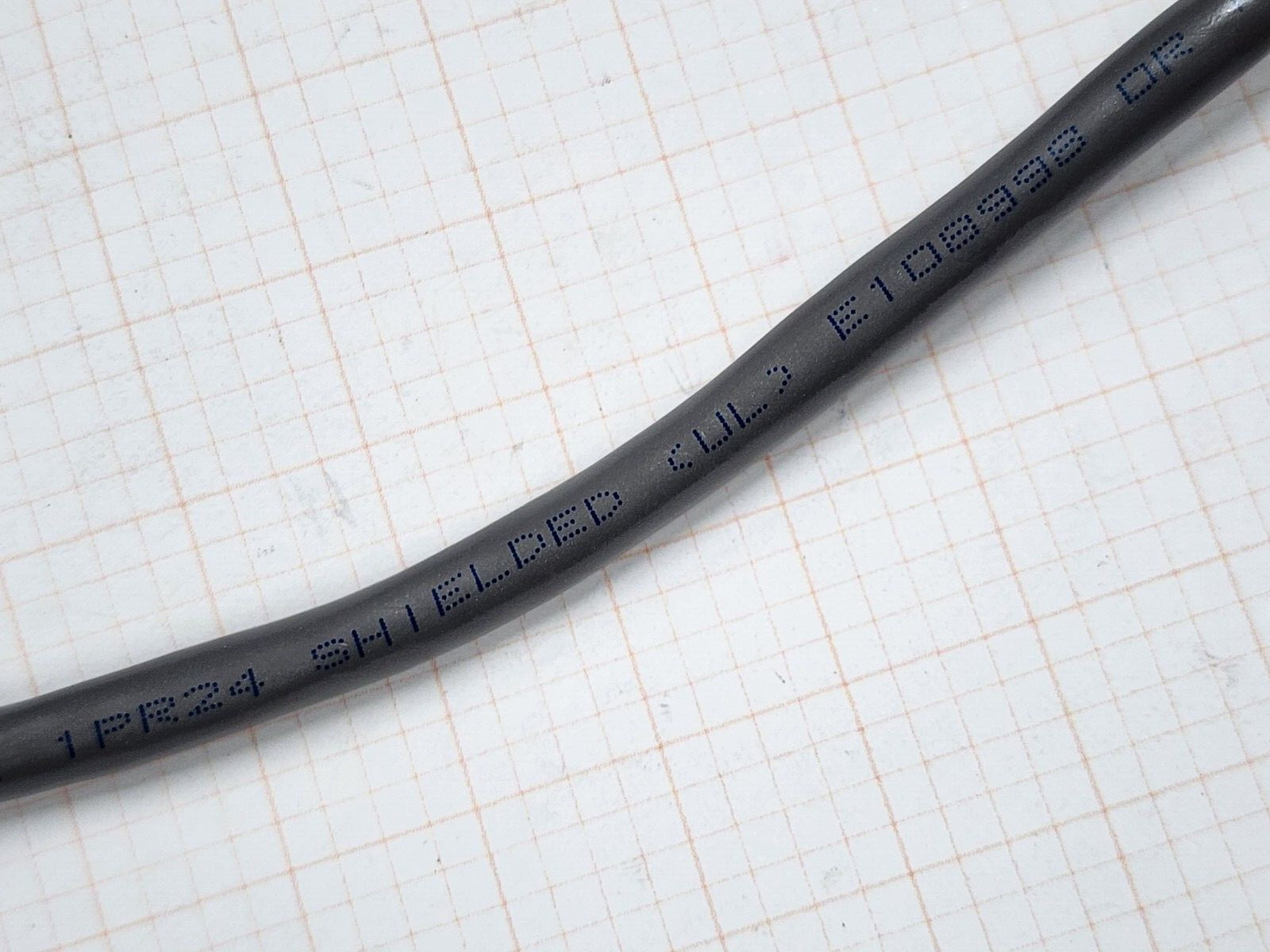 Belden 9841 24/1P RS485 120 Ohm Low Cap Multi-Shielded Computer Cable Gray /10ft