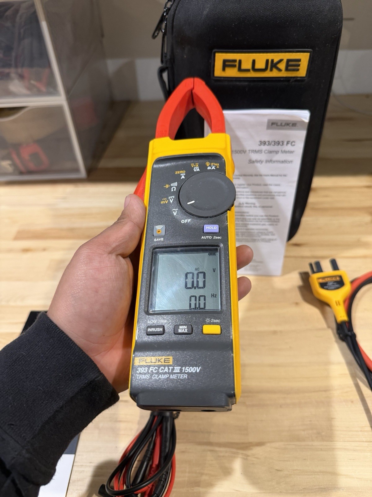 FLUKE 393 FC CAT III 1500V TRMS CLAMP METER W/ IFLEX PROBE & LEADS (TESTED)