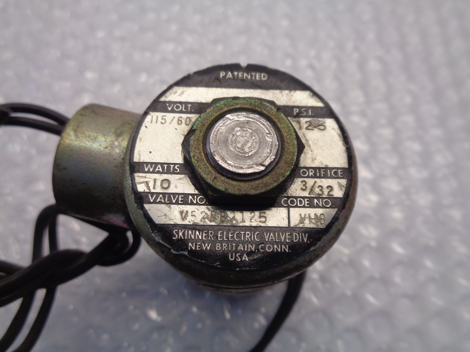 SKINNER ELECTRIC V52DB2125 VALVE (AS PICTURED) UNMP