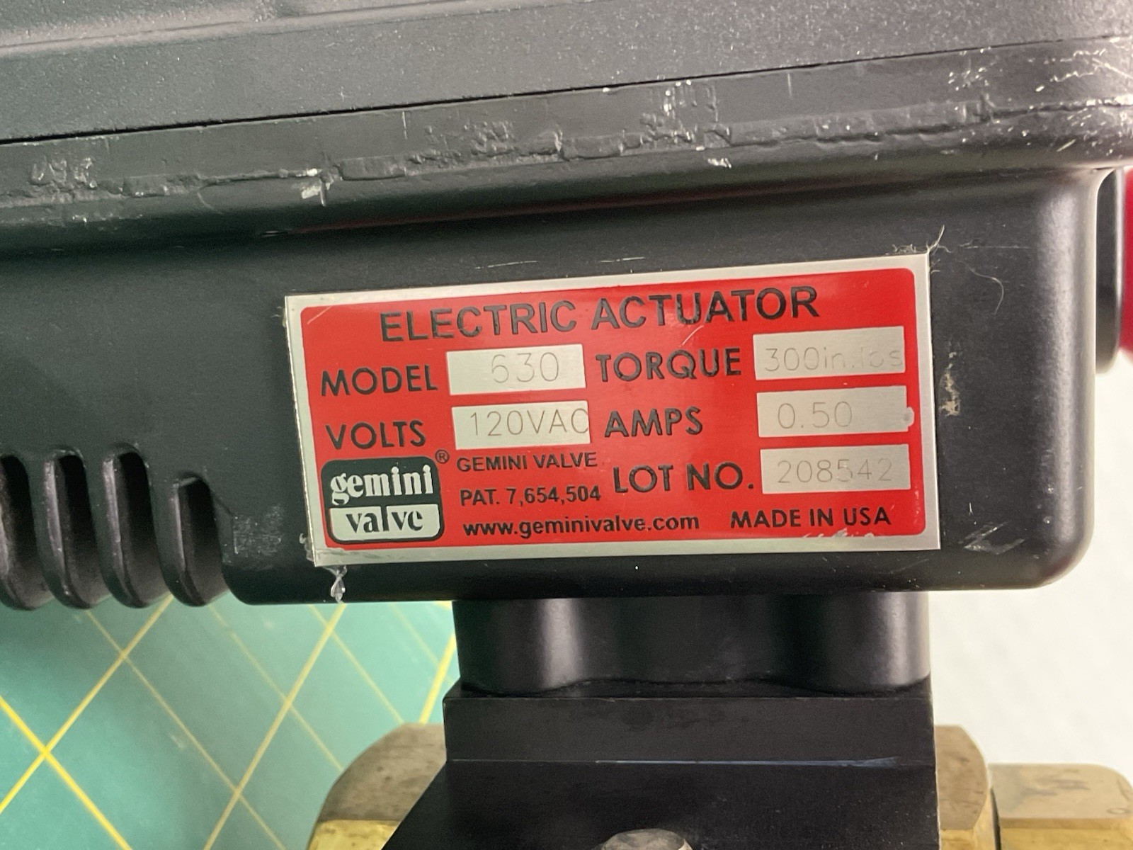 Gemini 630 Electric Valve Actuator 300in-lbs 120VAC 0.50 AMPS Missing Handle