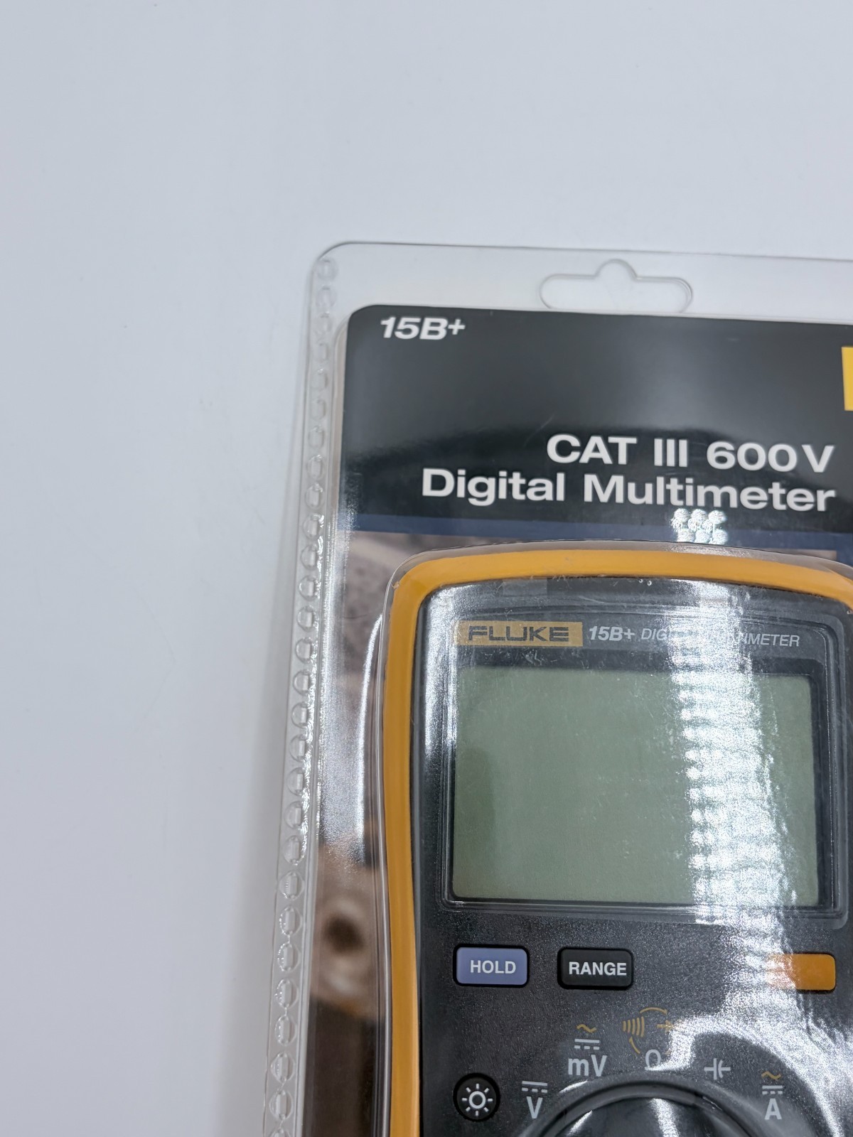 Fluke 15B+ CAT III 600V Digital Multimeter Brand New #8589