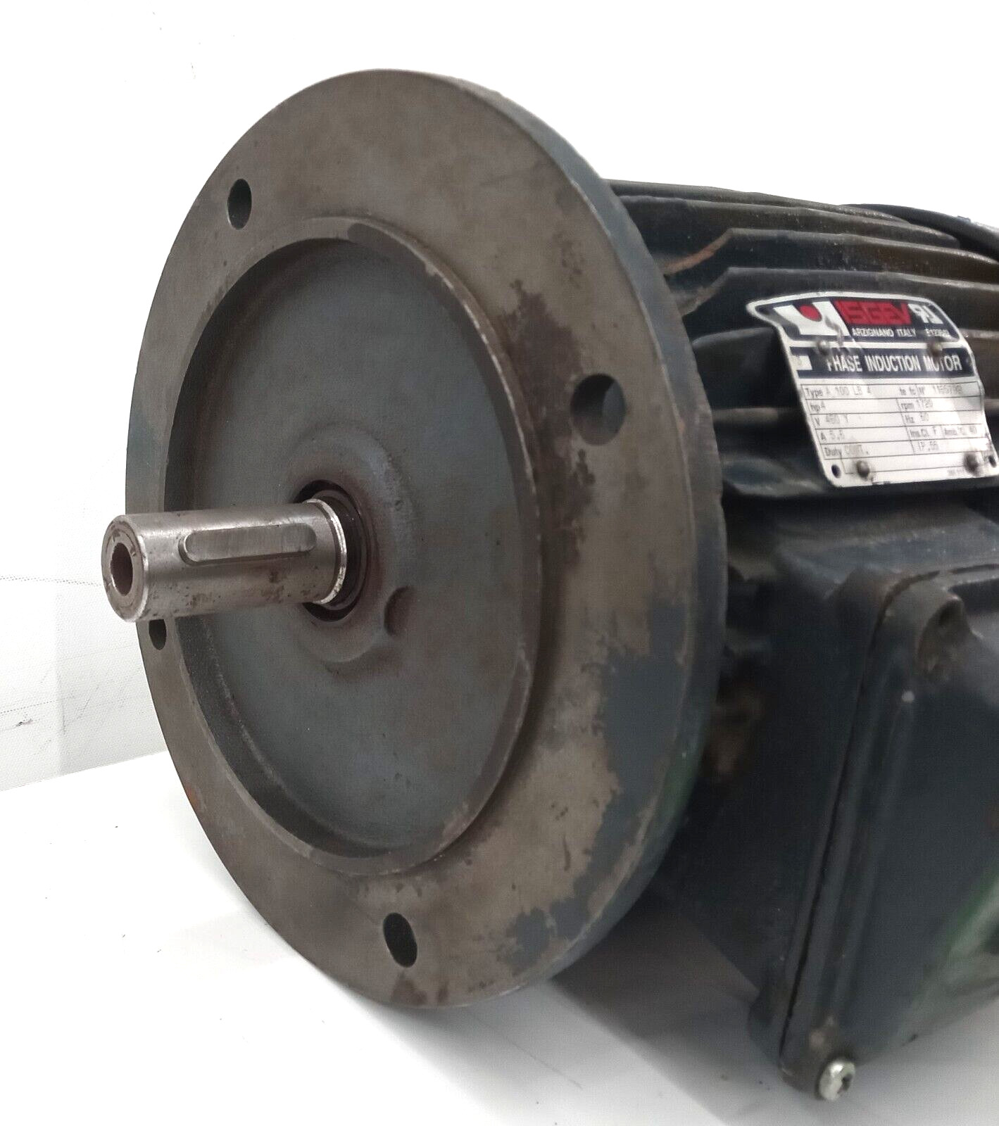 ISGEV 3 PHASE INDUCTION MOTOR A 100 LB 4 4HP 5.6AMP 1720RPM
