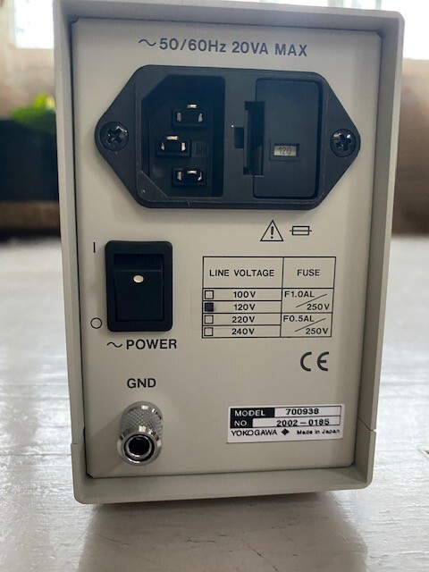 New Yokogawa current probe 701930, 150A with power supply 701938 (120V)