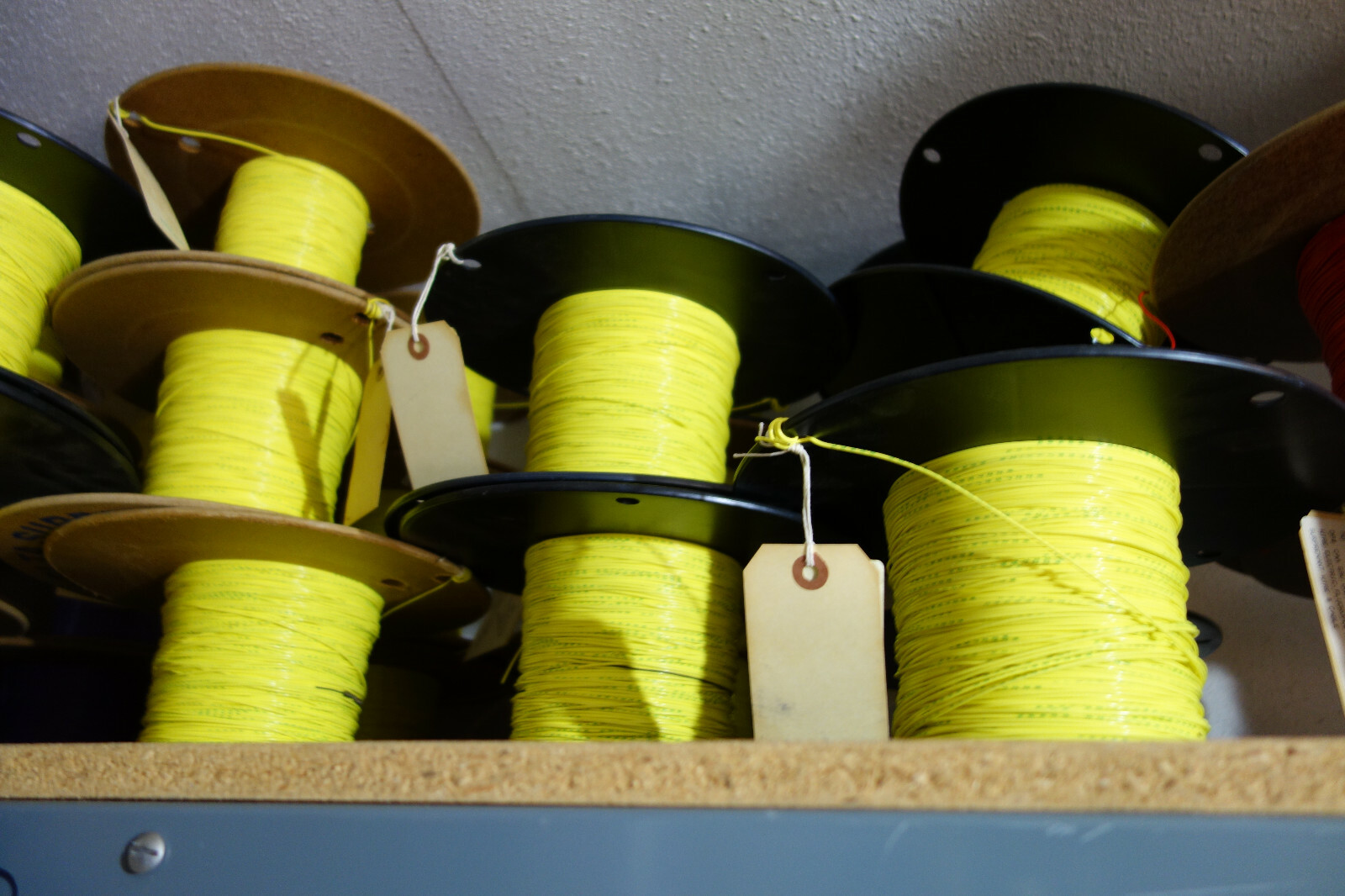100 Ft 20 Awg Mil Spec M22759/11 Stranded Yellow 600V Silver Plated Teflon Wire