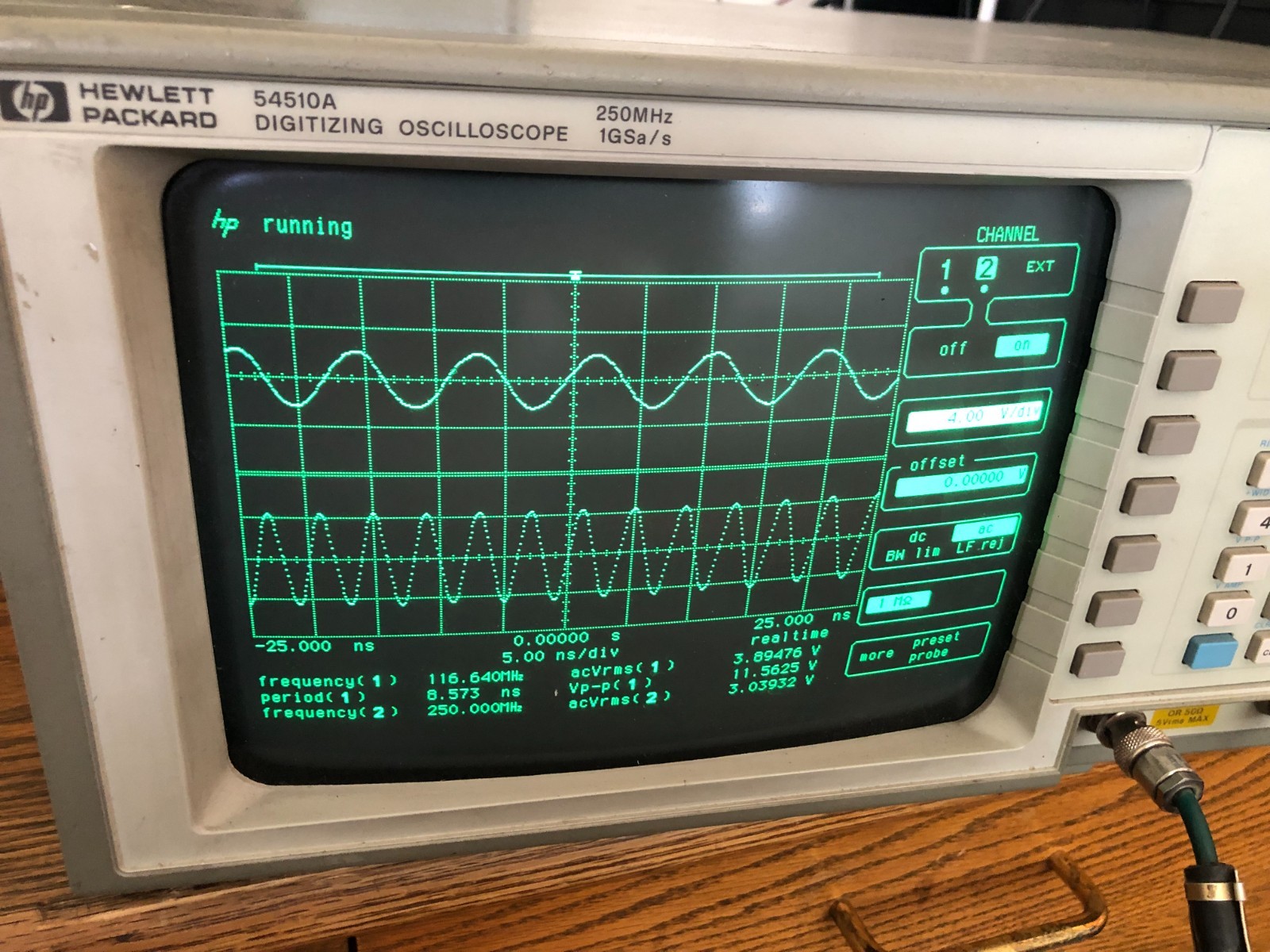 Working Agilent 54510A Digitizing Oscilloscope 2-Ch 250MHz 1GSa/s Tested