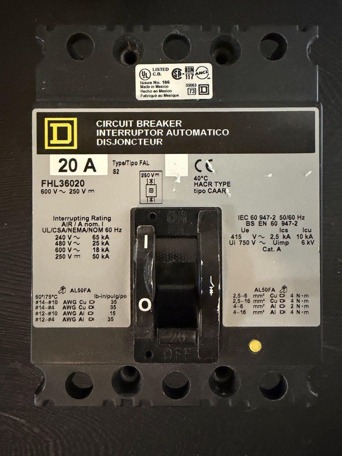 SQUARE D P/N: FHL36020 MOLDED CASE CIRCUIT BREAKER 20 AMP 600V 60HZ