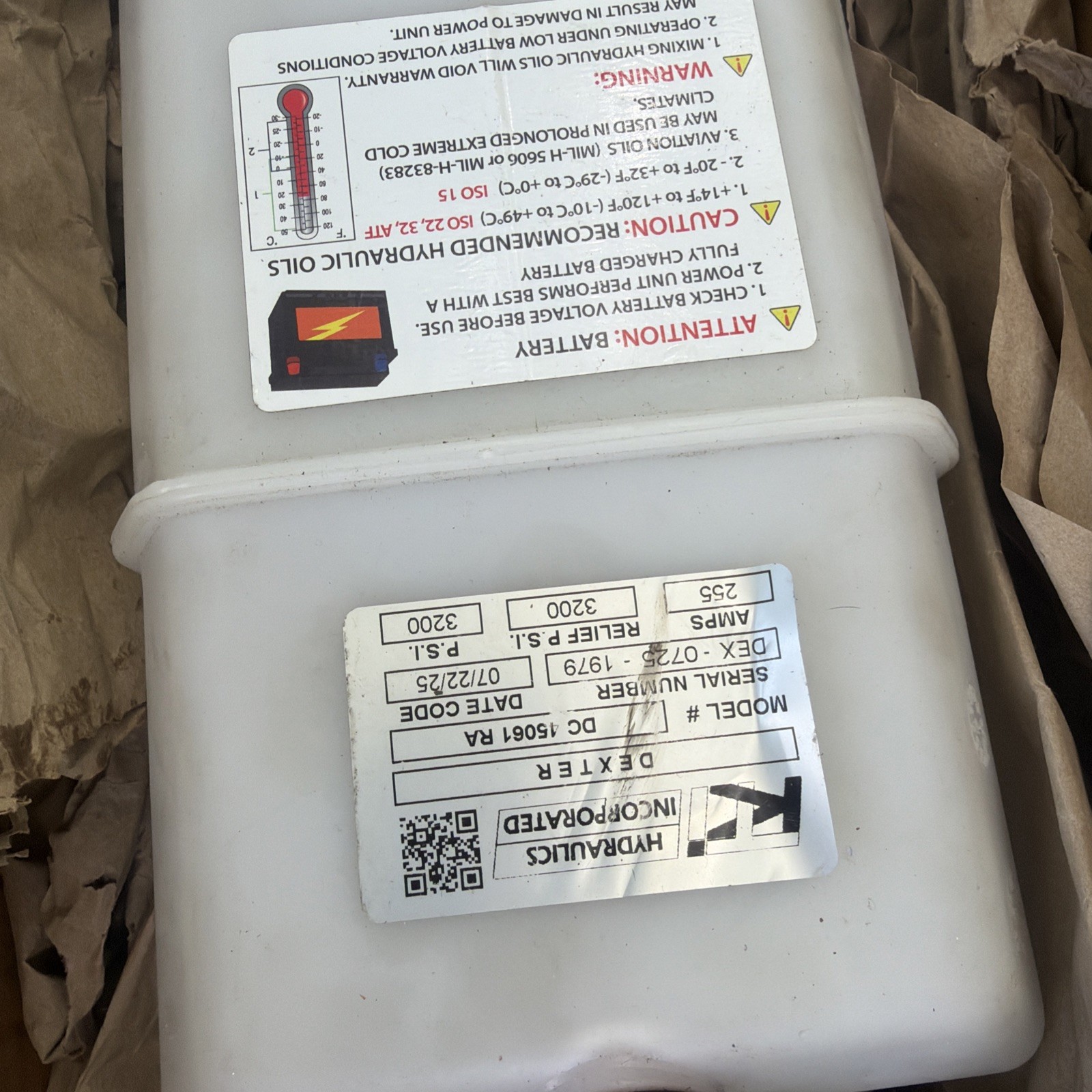 Double Acting Hydraulic Pump For Dump Trailers KTI – 12VDC – 6 Quart Reservoir