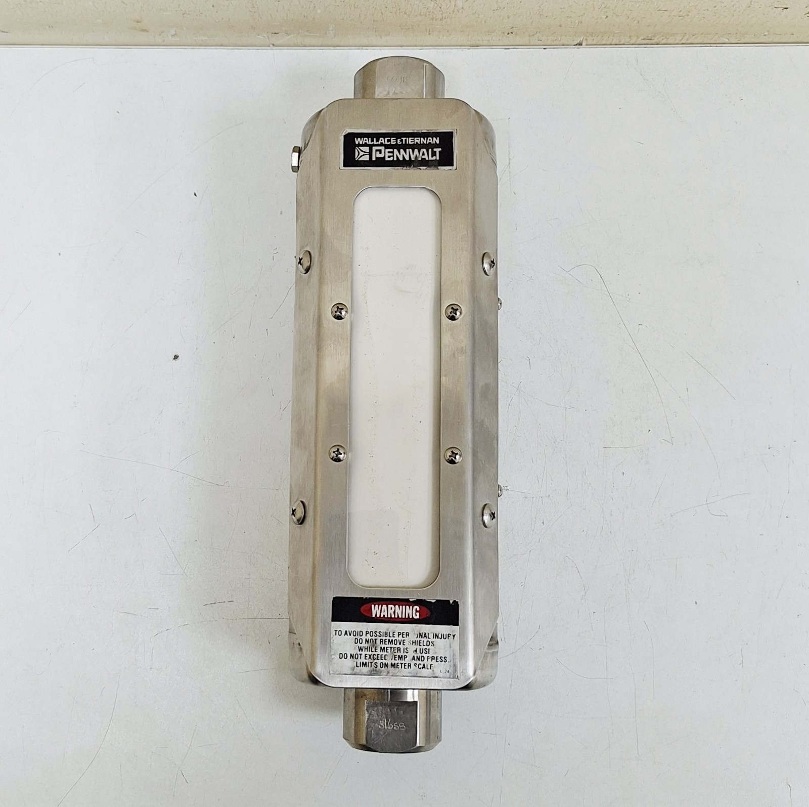Wallace & Tiernan Pennwalt 5210B02212XXL Flow Meter 180F 240PSI