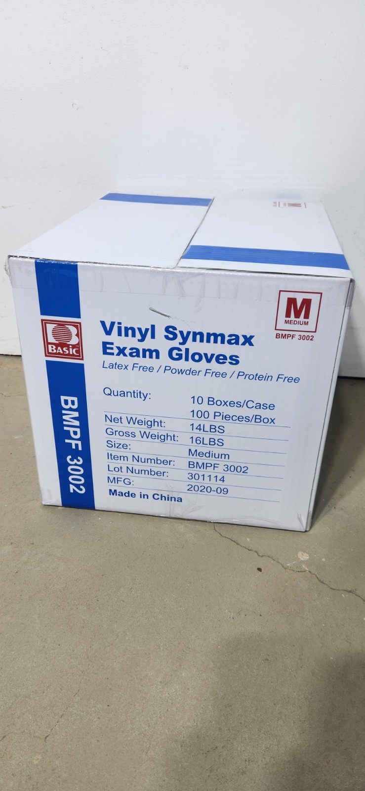 Basic Vinyl Synmax Exam Gloves Medium 100 Count Latex Free Powder Free BMPF 3002