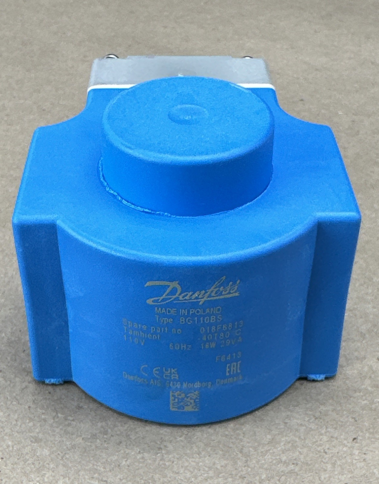 Danfoss 018F6813 Solenoid Coil 110V 60Hz 16W For Connection Box IP67 – BRAND NEW