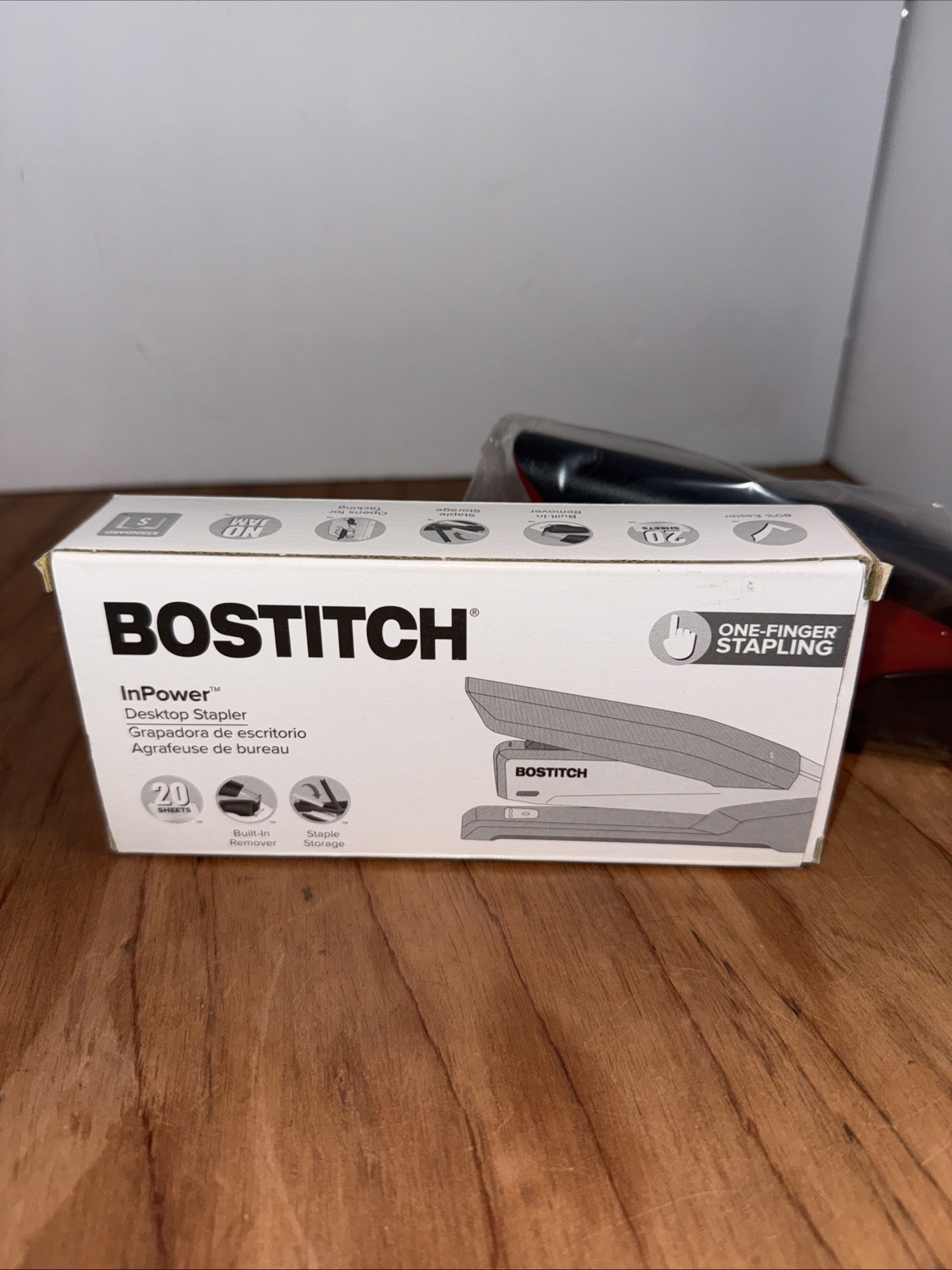 Bostitch InPower Spring-Powered Premium Desktop Stapler 20-Sheet One Finger Red