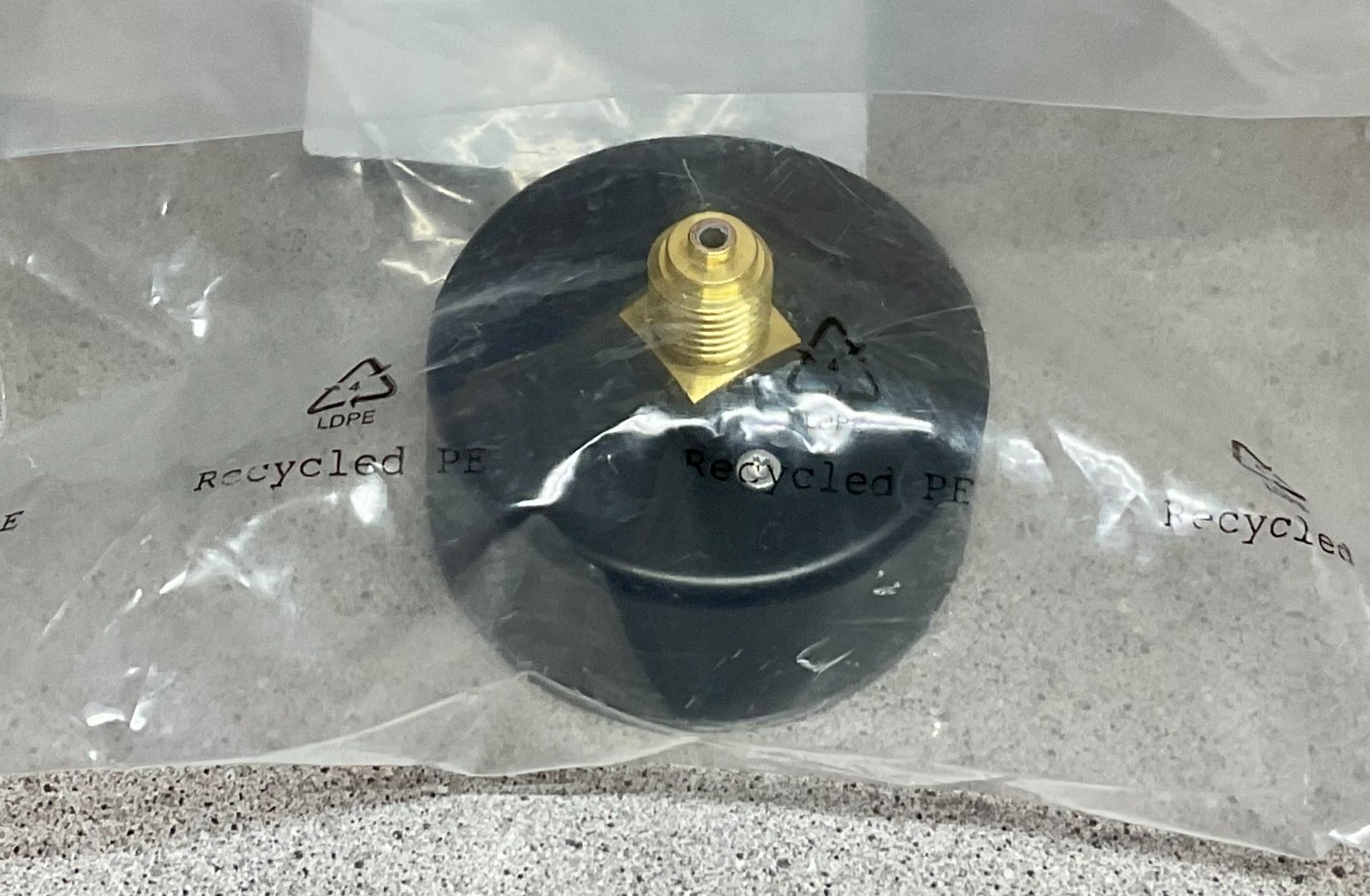 (Pack of 2) Wika – 400 Bar (5800 psi) Pressure Gauge Rear Plastic/Brass 63 mm