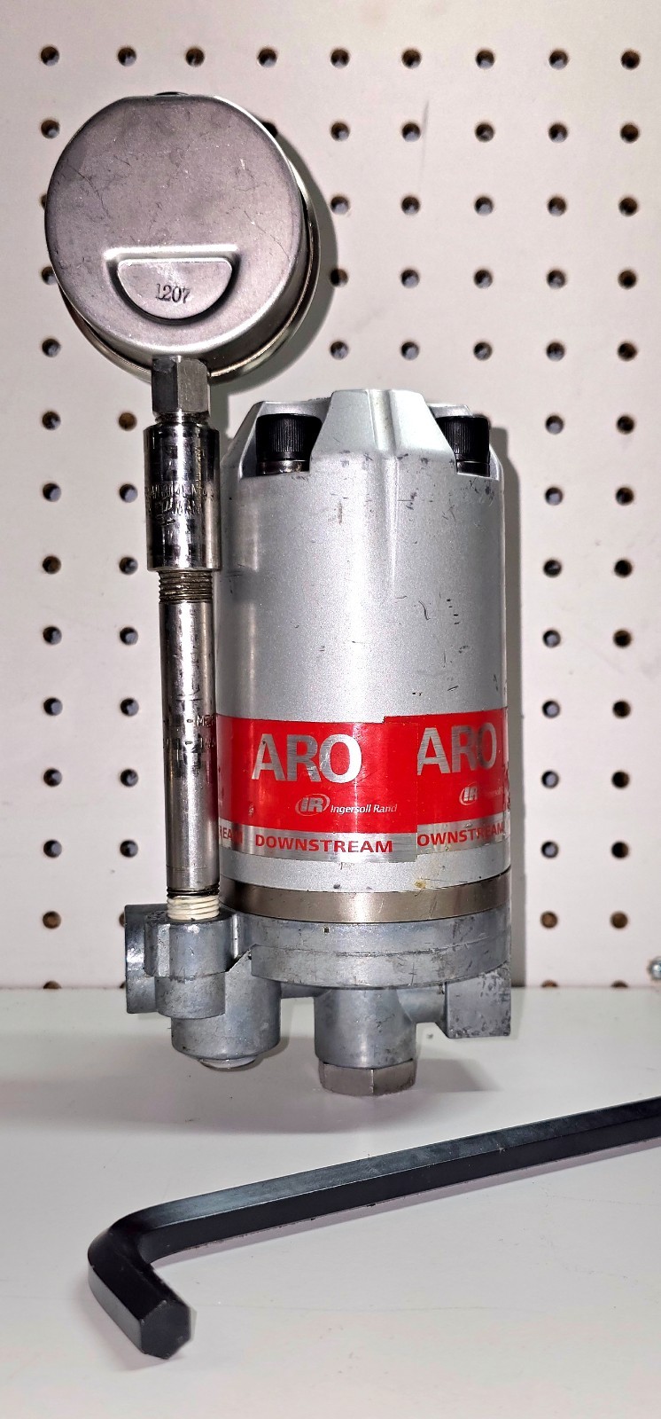 Ingersoll-Rand ARO 651790-B1E-B Downstream Regulator 100-800psi REFURBISHED