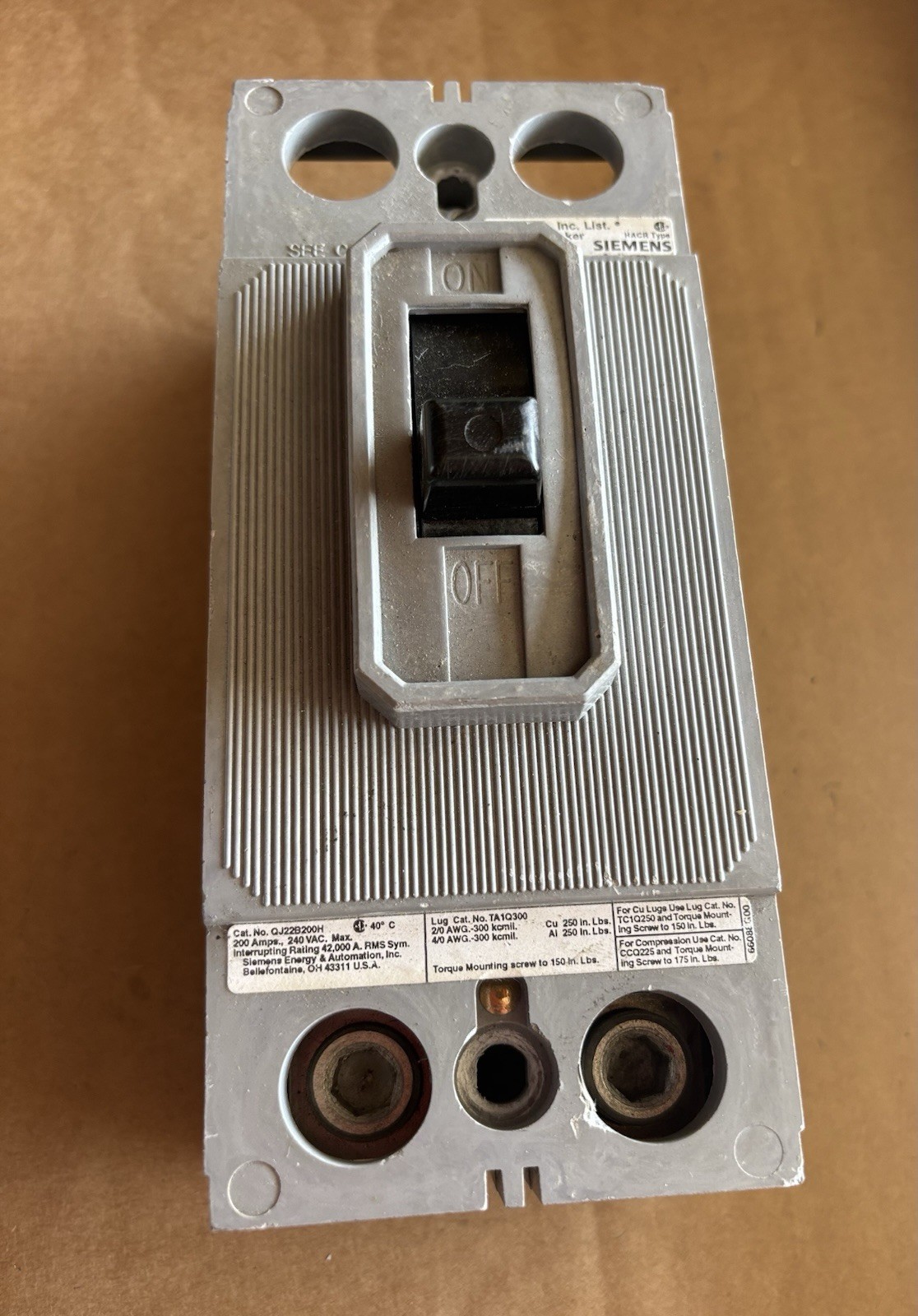 SIEMENS QJH22B200 200 Amp 2 Pole 240V AC 22kA Type QJ Main Grey Circuit Breaker