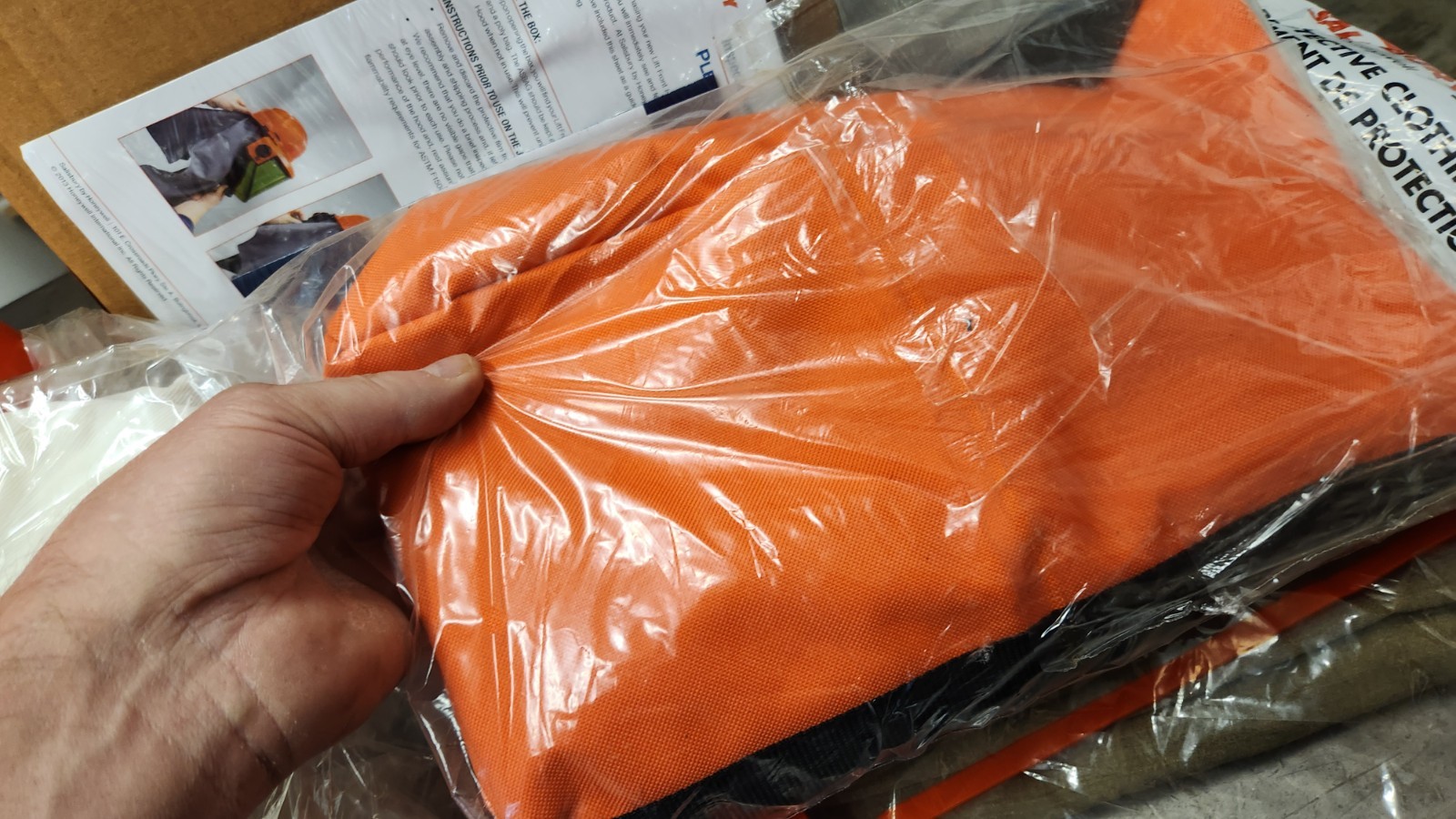 Salisbury Honeywell SK40PLT-LFH40 XL Arc Flash Kit 40 Cal NEW IN DISTRESS BOX